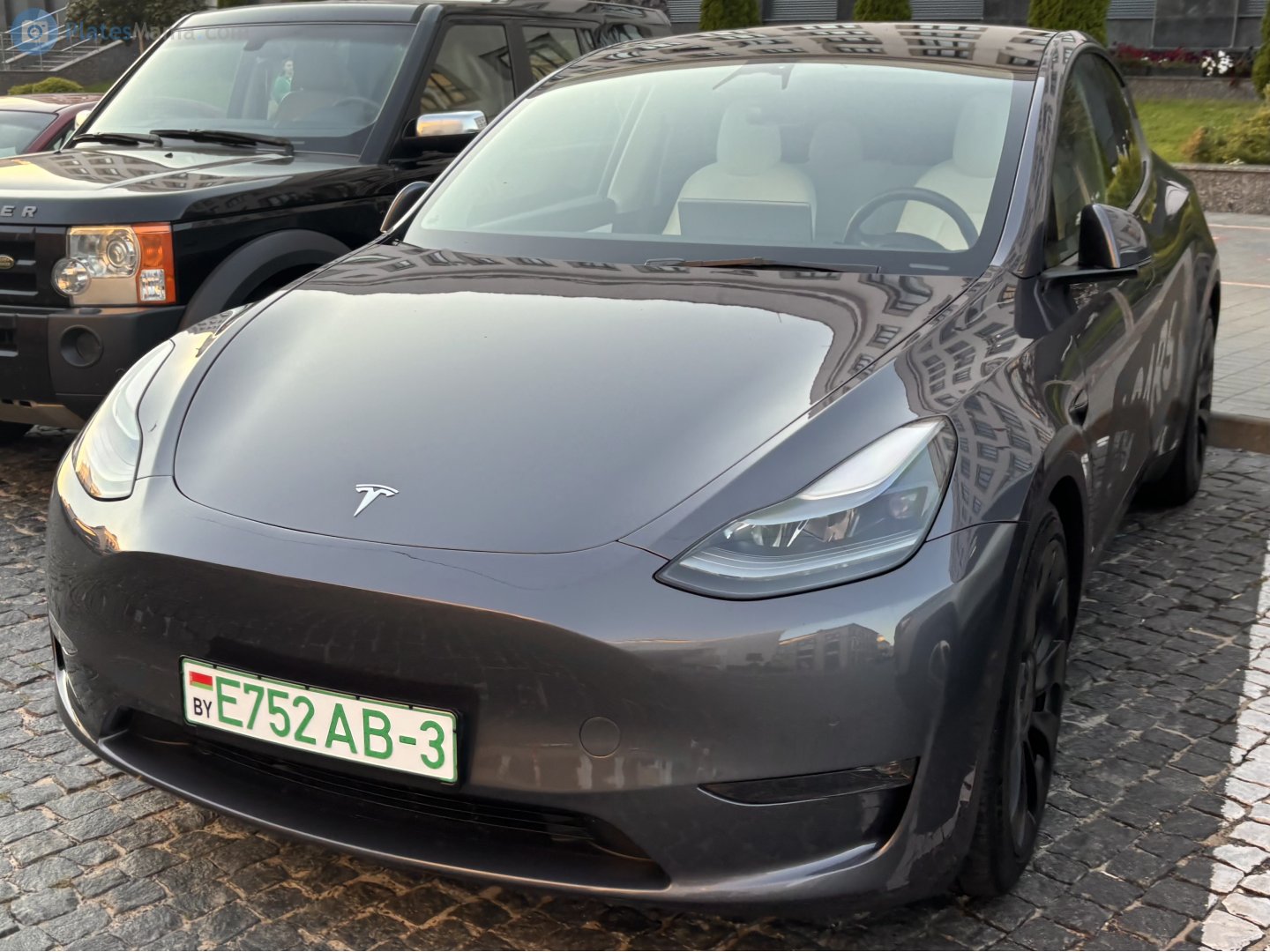 E752 AB-3, Tesla Model Y 1st gen (5YJY), 2020–2025