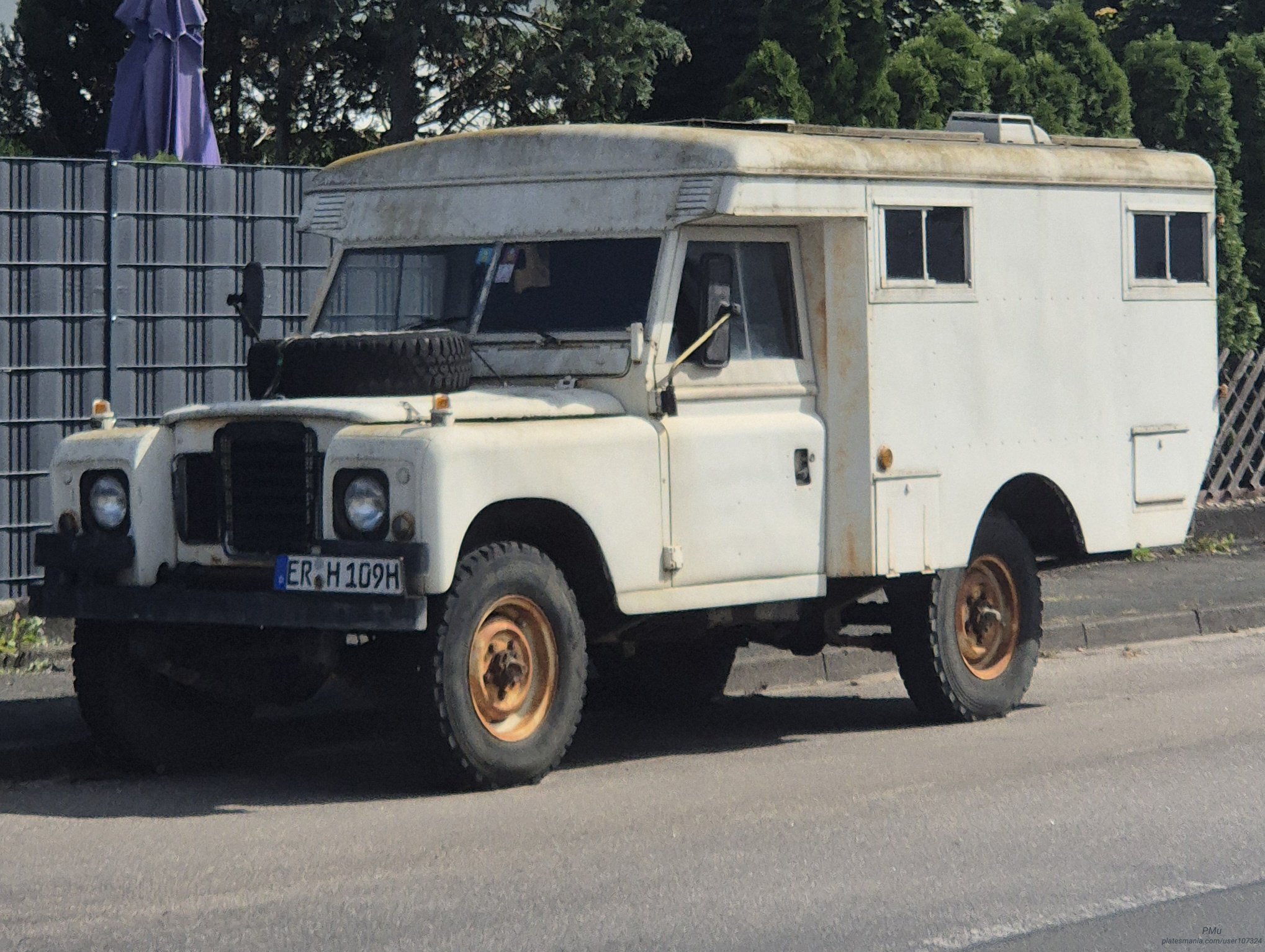 ER H 109 H, Land Rover Series III 109'' Conversion/Chassis, 1971–1985