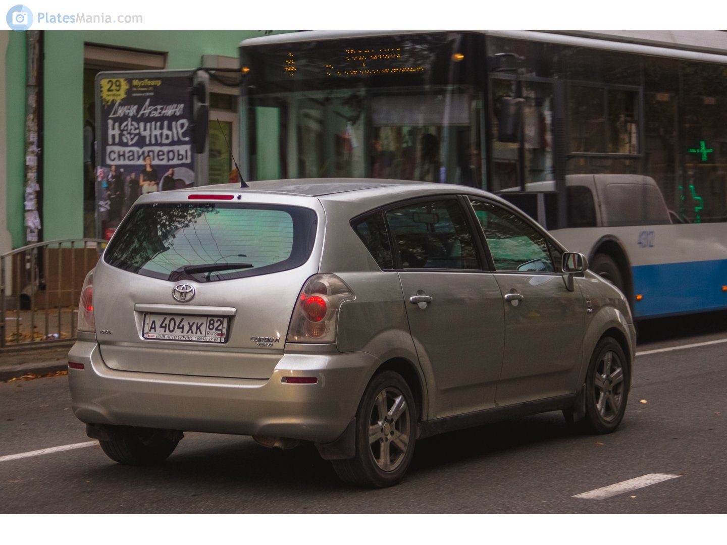 а 404 хк 82, Toyota Corolla Verso 2nd gen (AR10), 2004–2009