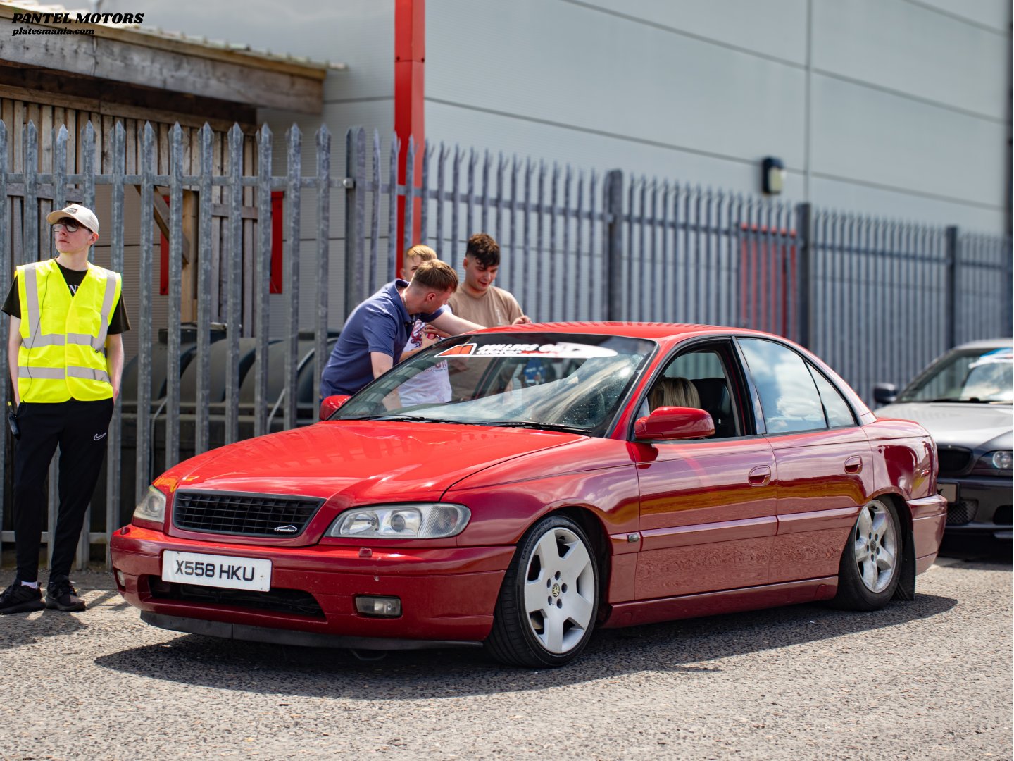 X558HKU, Vauxhall Omega 1st gen Sedan (B; V94), facelift, 1999–2003