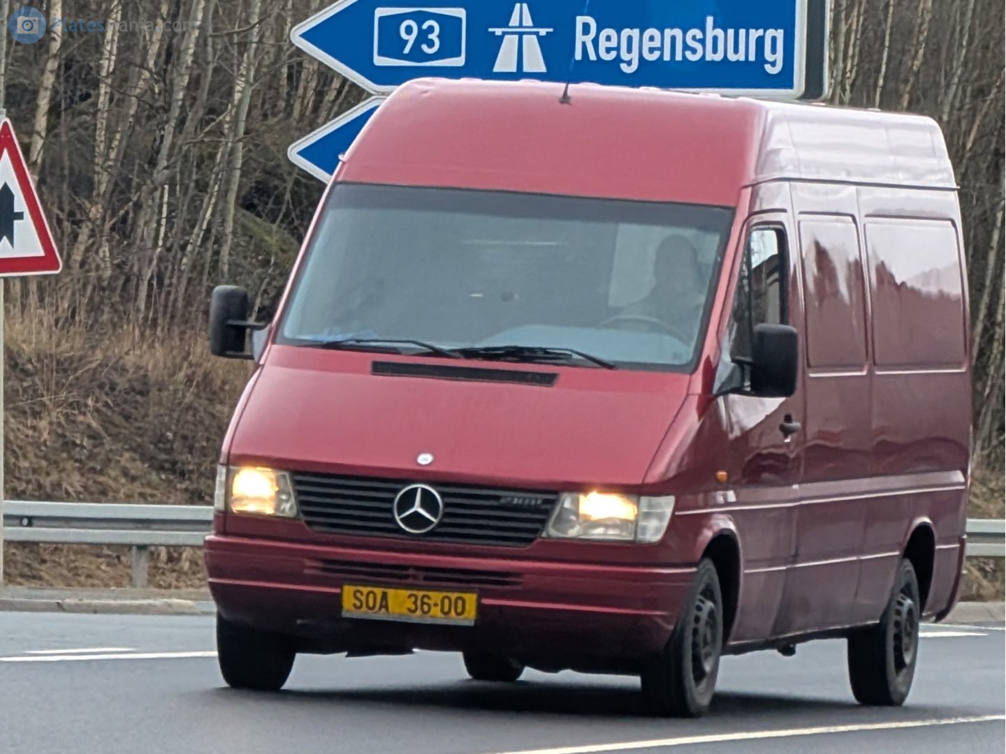 SOA 36-00, Mercedes-Benz Sprinter 1st gen (W901–904), 1995–2001