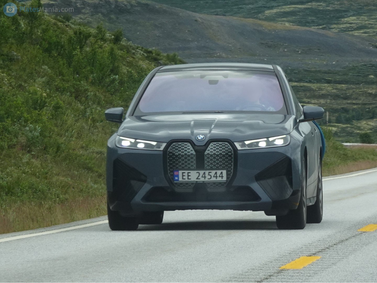 EE 24544, BMW iX 1st gen (i20), 2021–