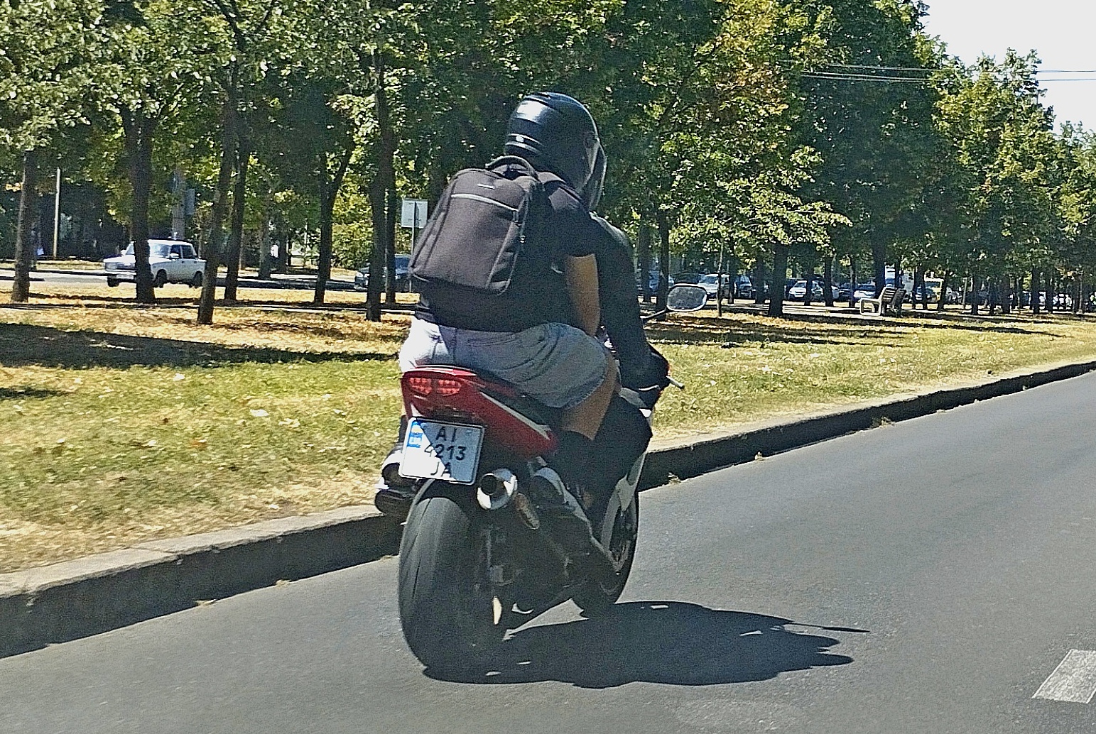 AI 4213 JA, Yamaha YZF 2nd gen R6, 2001–2002