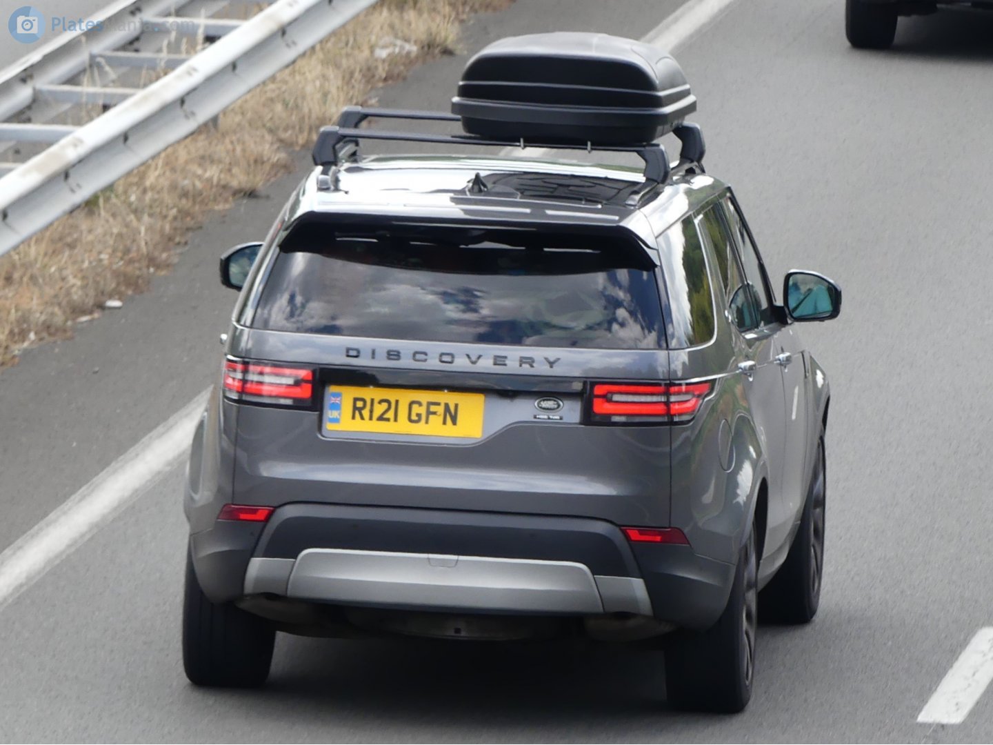 R121GFN, Land Rover Discovery 5th gen (L462), 2017–