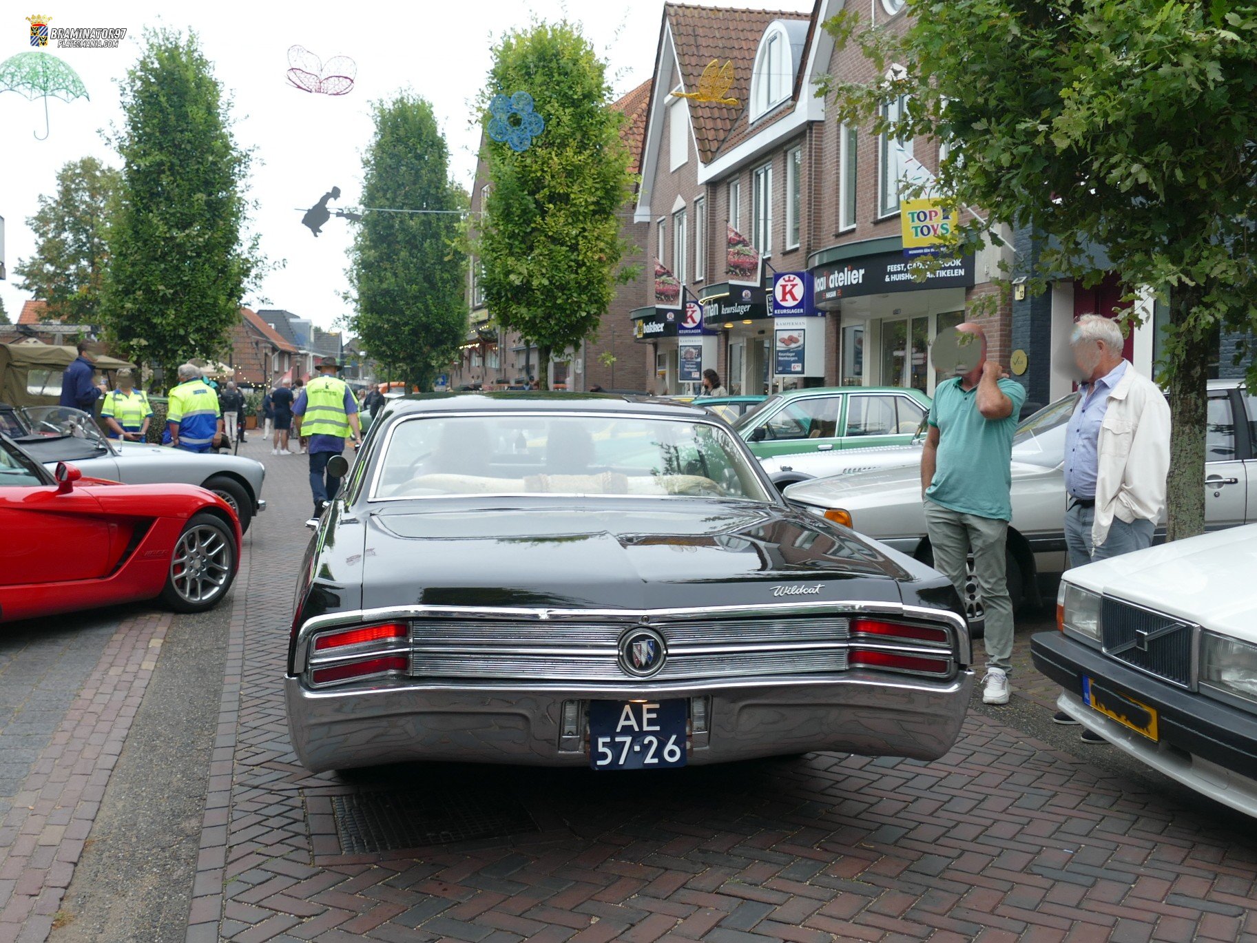 AE-57-26, Buick Wildcat 2nd gen 1965 4-door Sedan (46269; B-body), 1964–1965