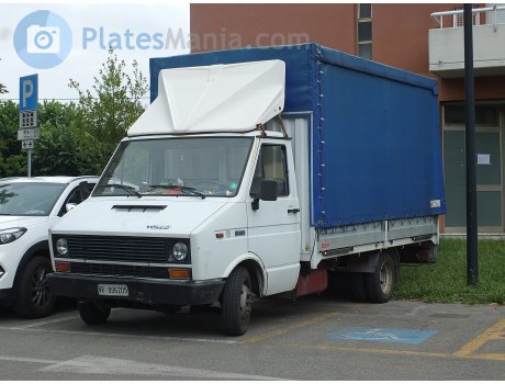 VR 896205, Alfa Romeo AR8