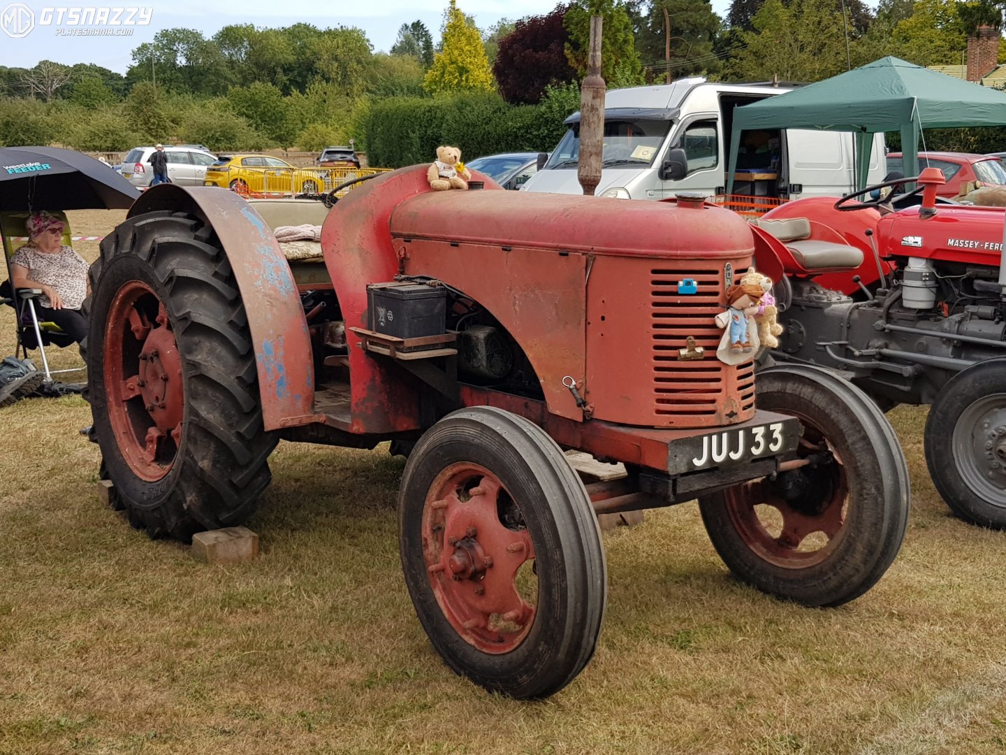 JUJ33, David Brown Tractors 