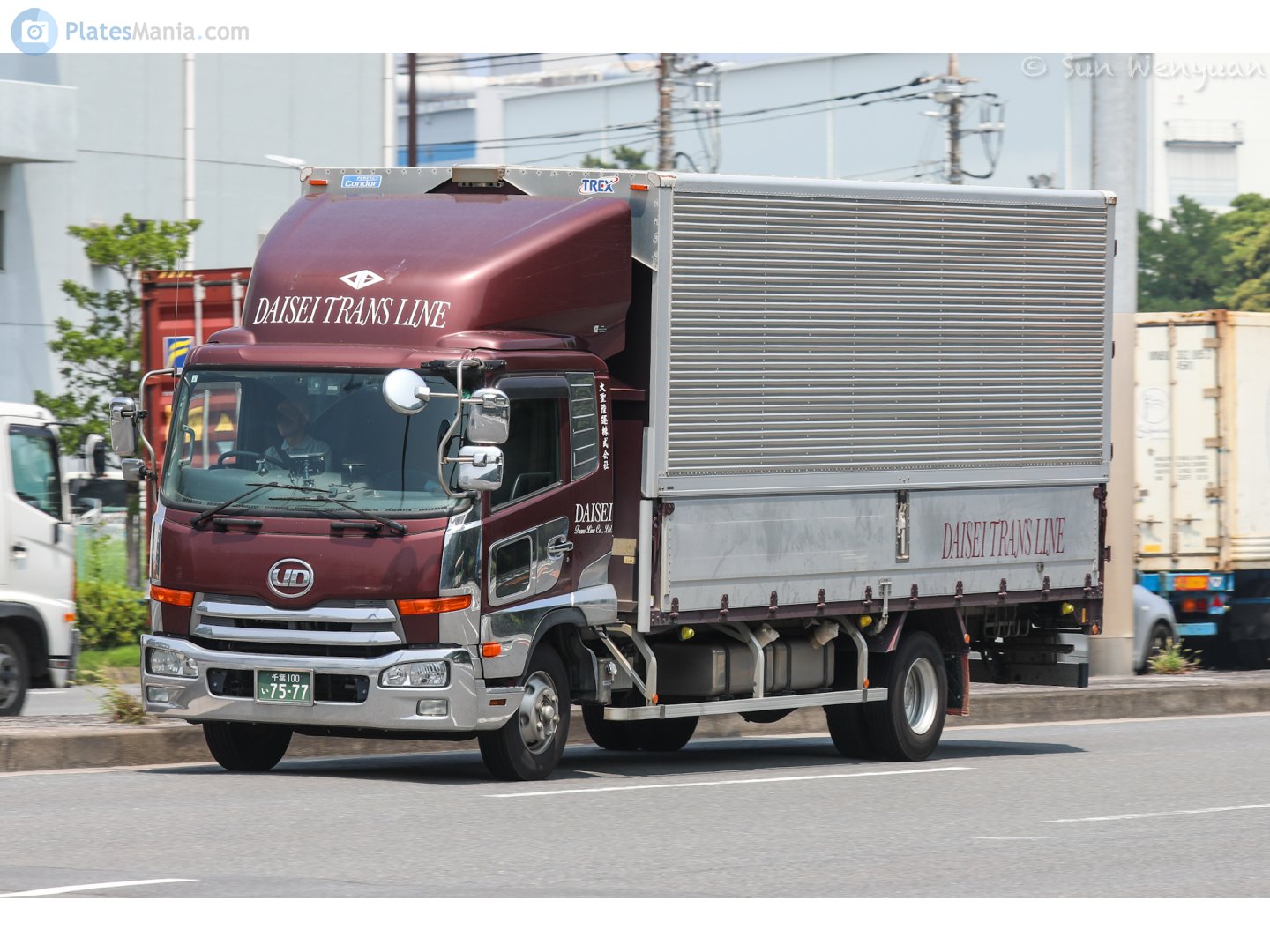 千葉 100 い 7577, UD Trucks Condor Medium 4th gen, 2010–2017
