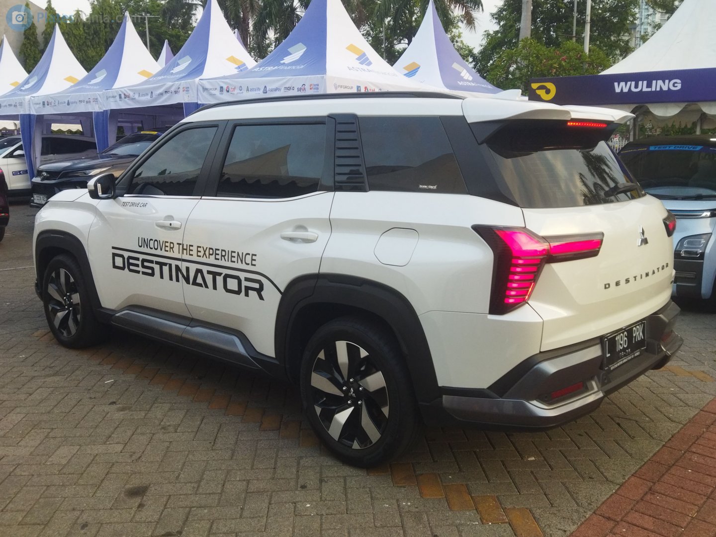 L 1196 PRK, Mitsubishi Destinator 