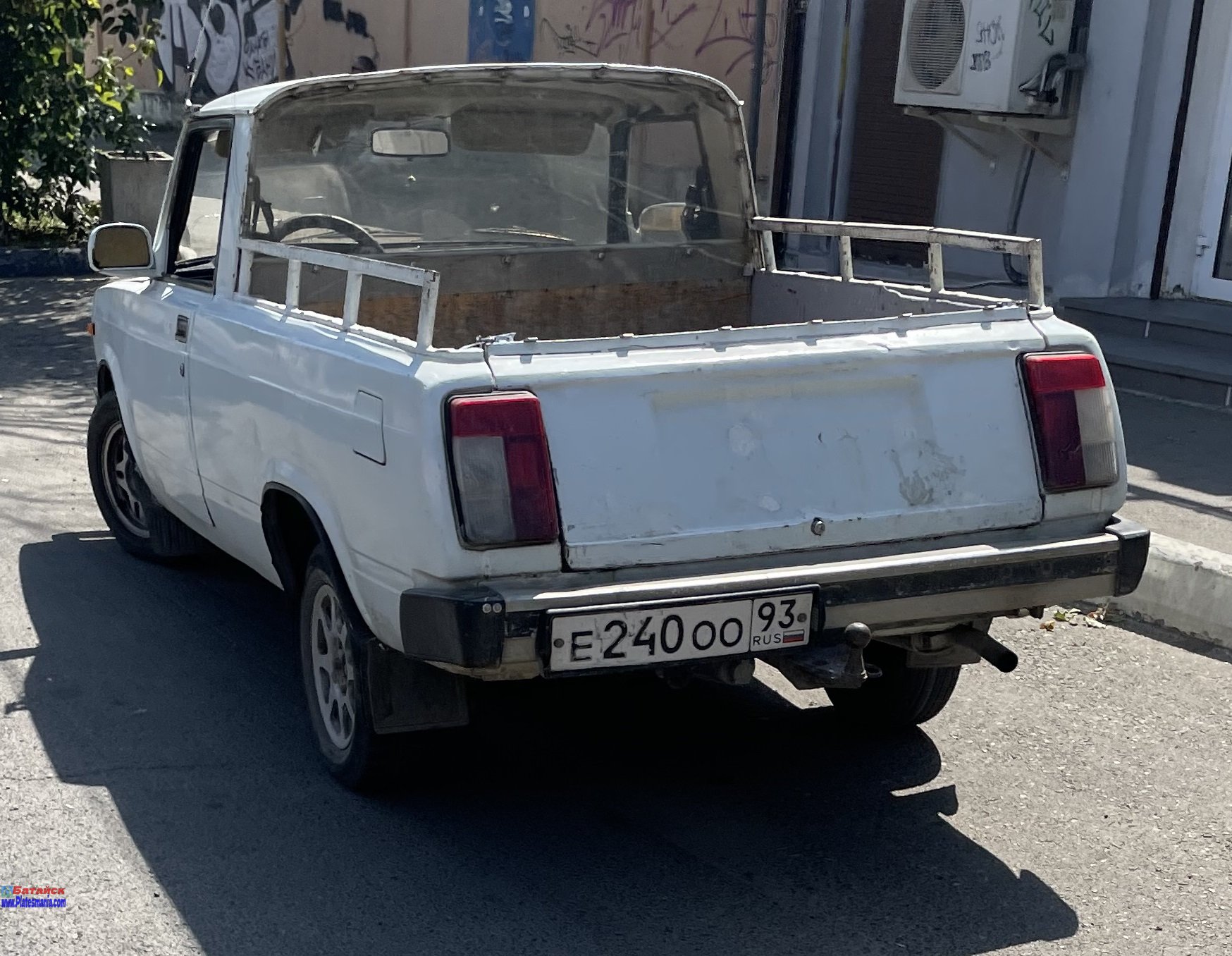 е 240 оо 93, Lada (VAZ) 2104 21043-33 Pickup, 1993–1997