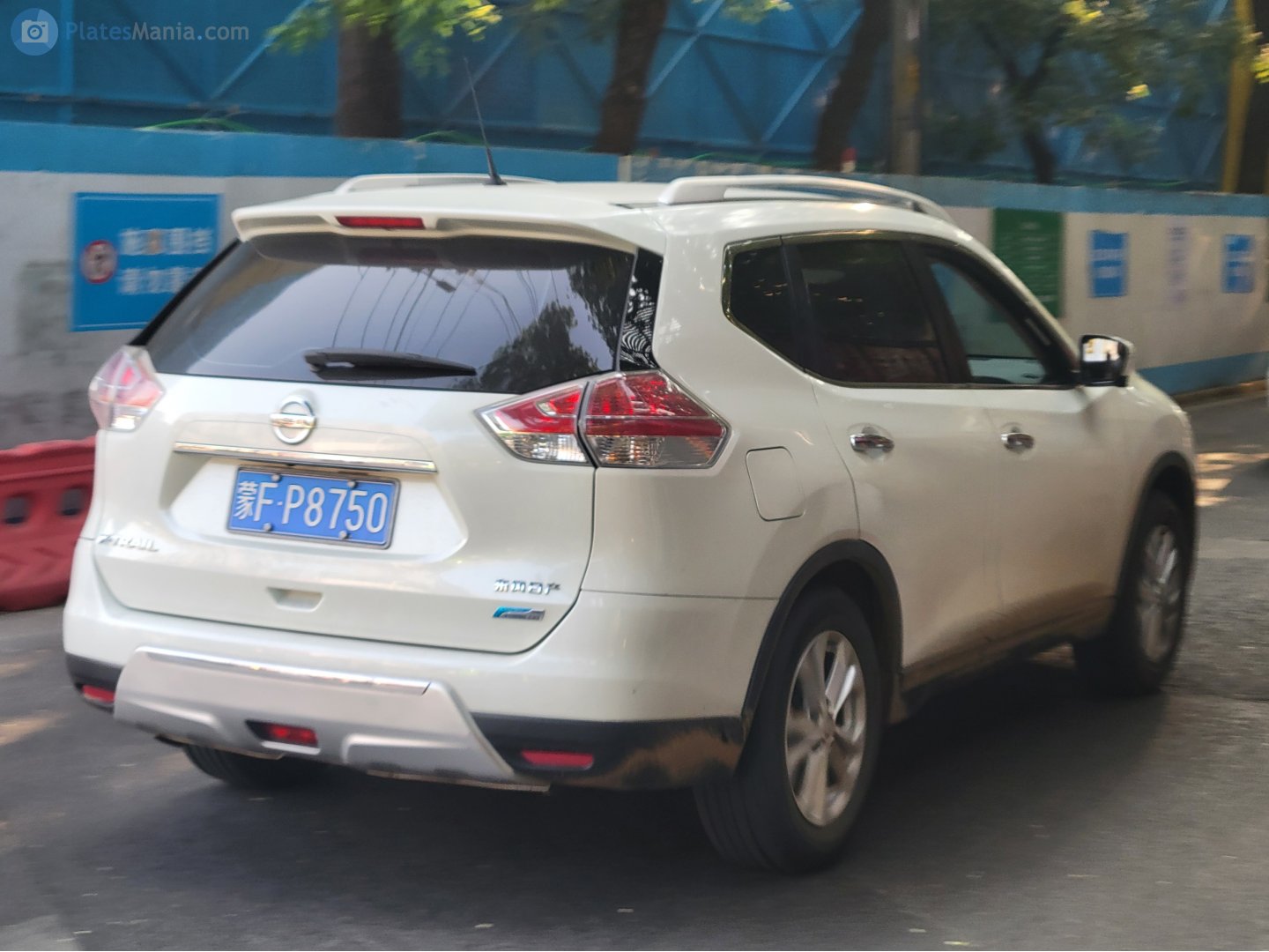 蒙F·P8750, Nissan X-Trail 3rd gen (T32), 2013–2018