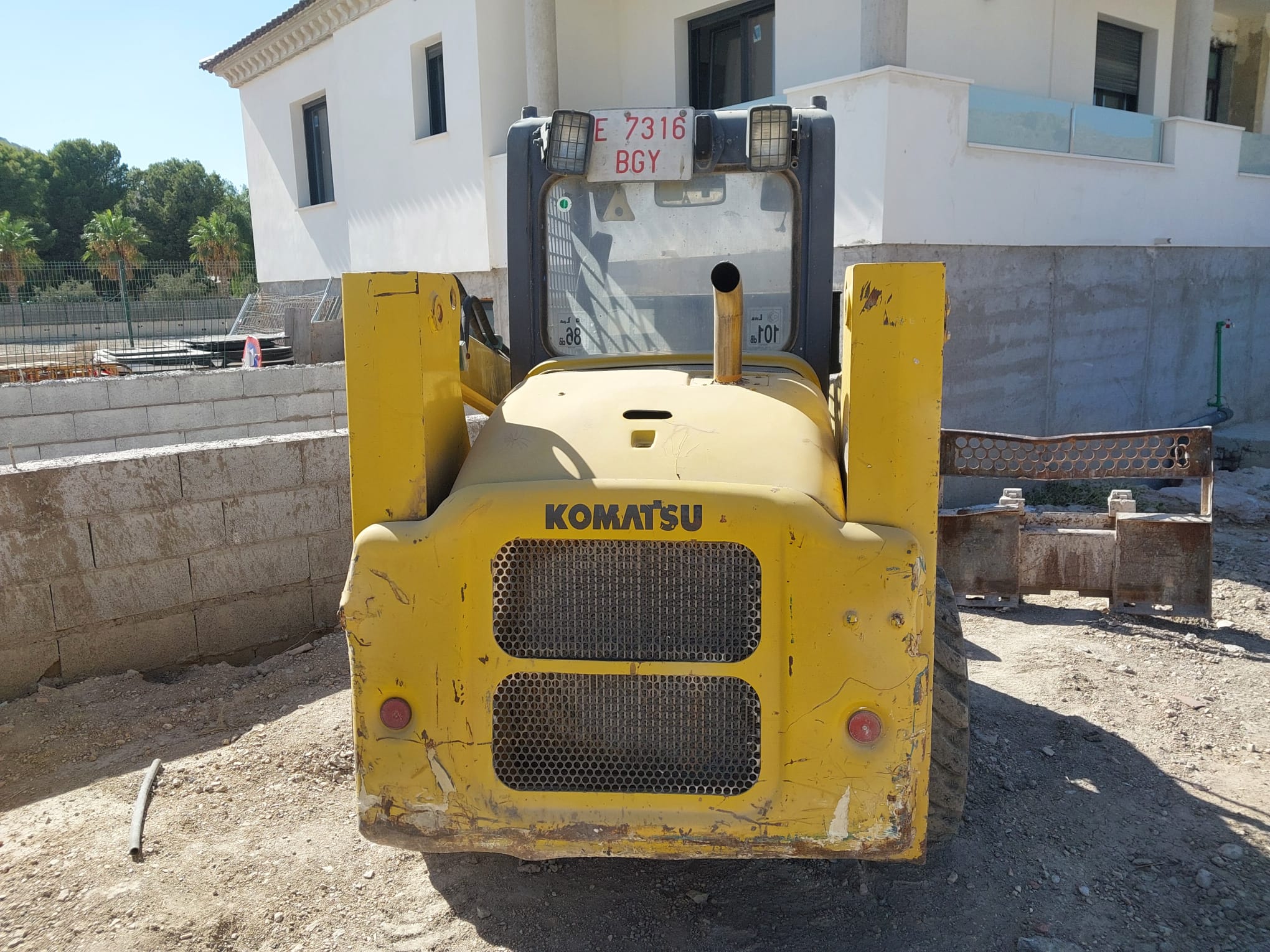 E 7316 BGY, Komatsu SK-Series 