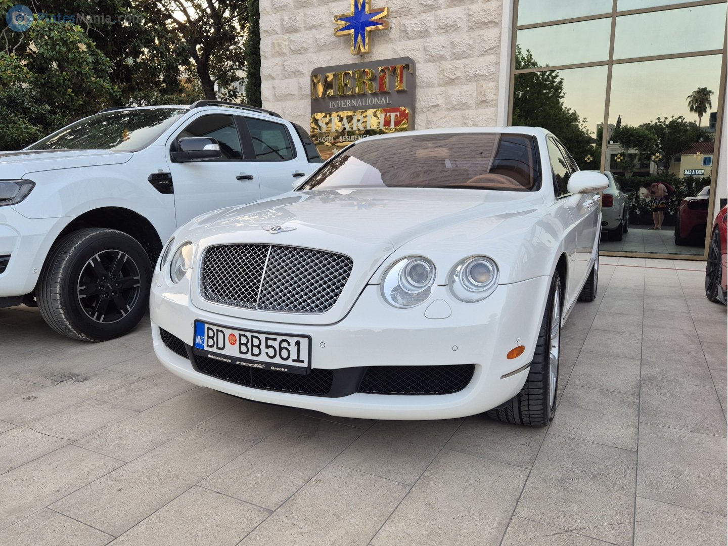 BD BB561, Bentley Continental 4th gen Flying Spur, 2005–2013