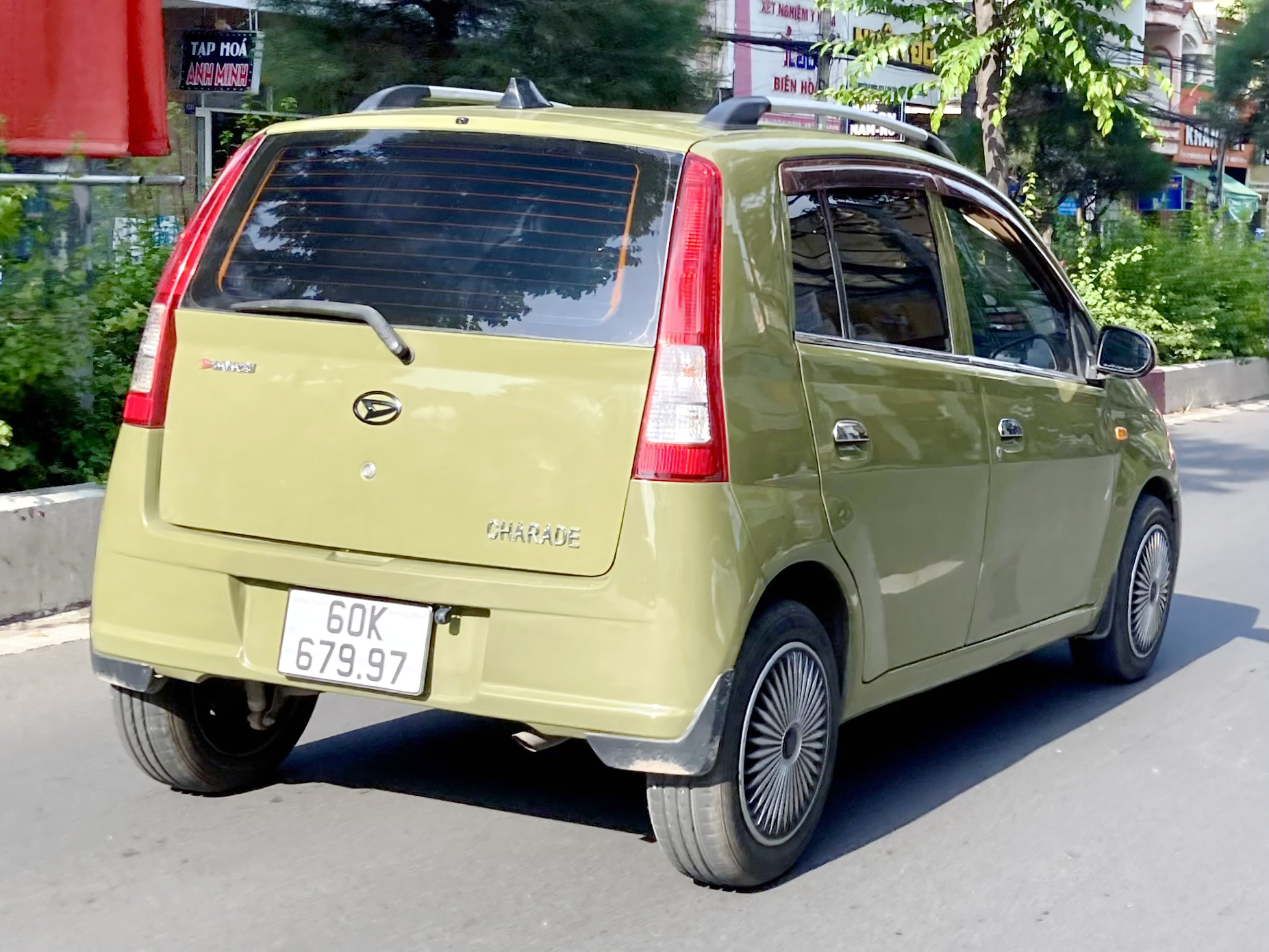 60K-679.97, Daihatsu Charade 5th gen 5-door Hatch (L250; UK- and AU-market), 2003–2007