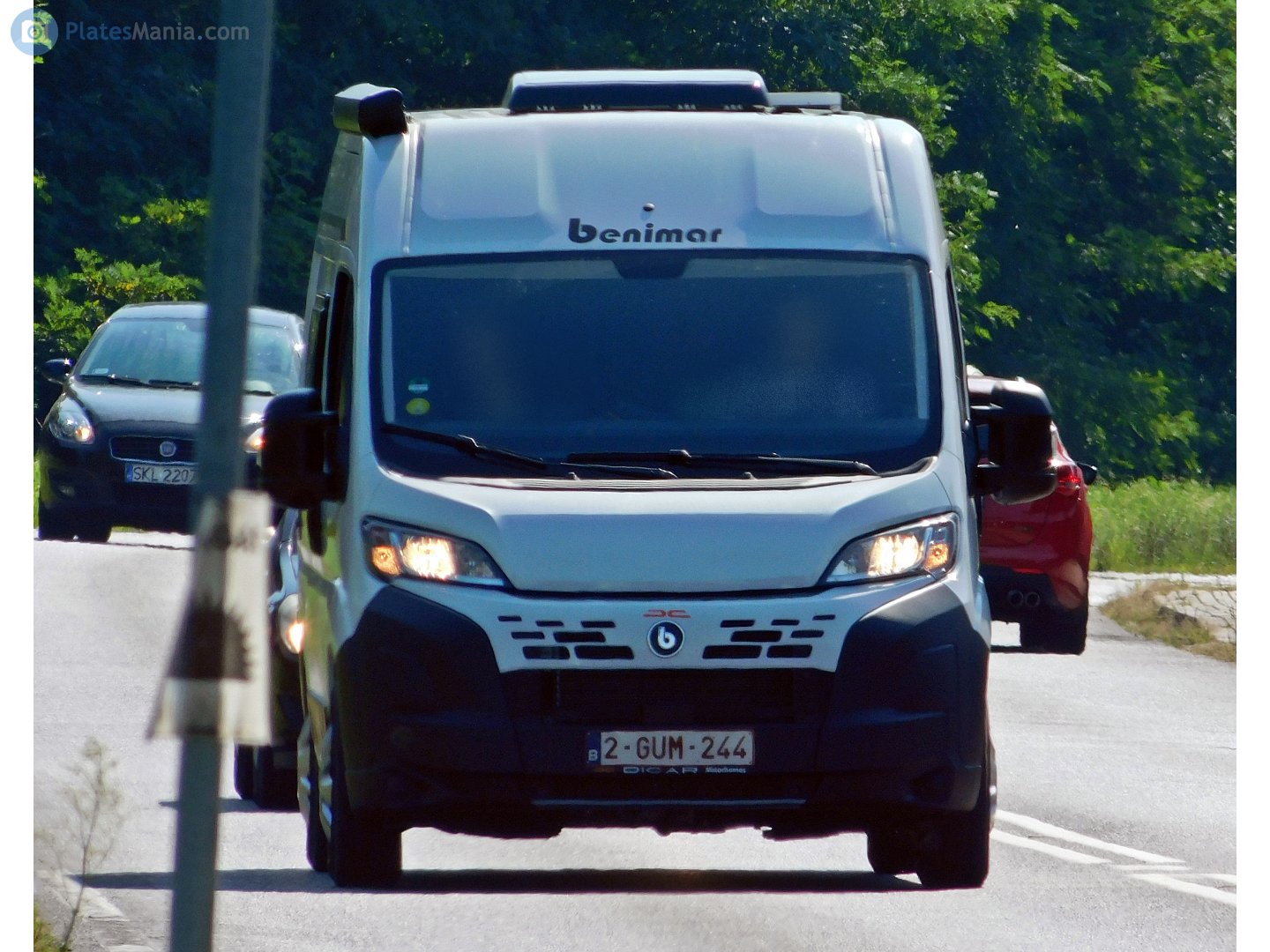 2-GUM-244, Benimar Benivan 