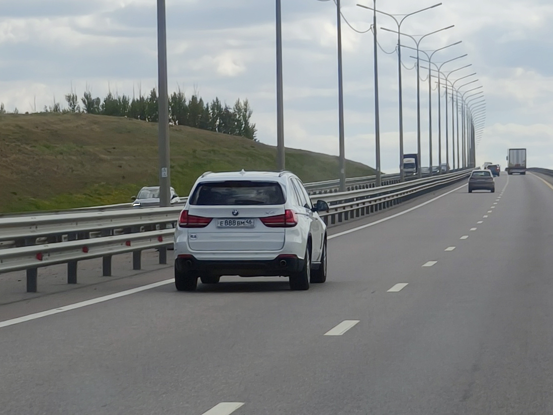 е 888 вм 46, BMW X5 3rd gen (F15), 2013–2018