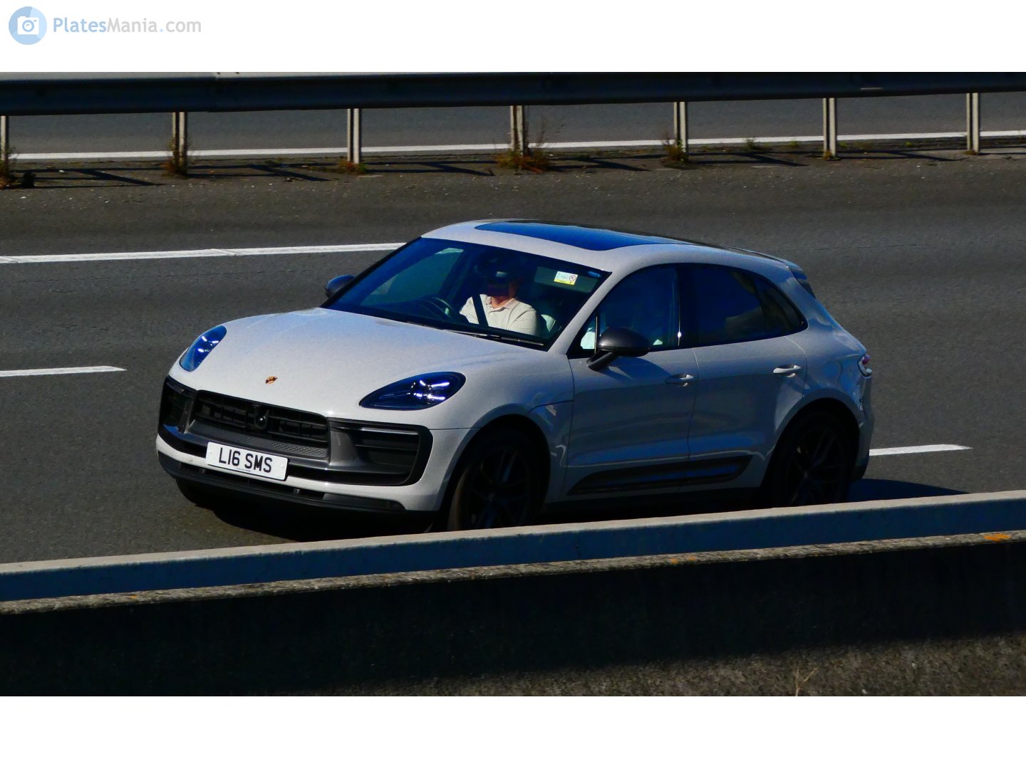 L16SMS, Porsche Macan 1st gen (95B), 2nd facelift, 2021–