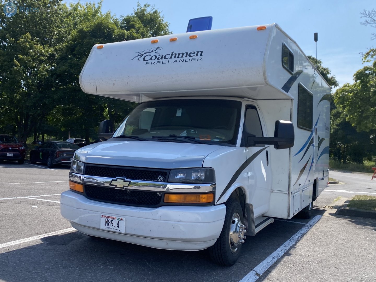 M8914, Coachmen Freelander 