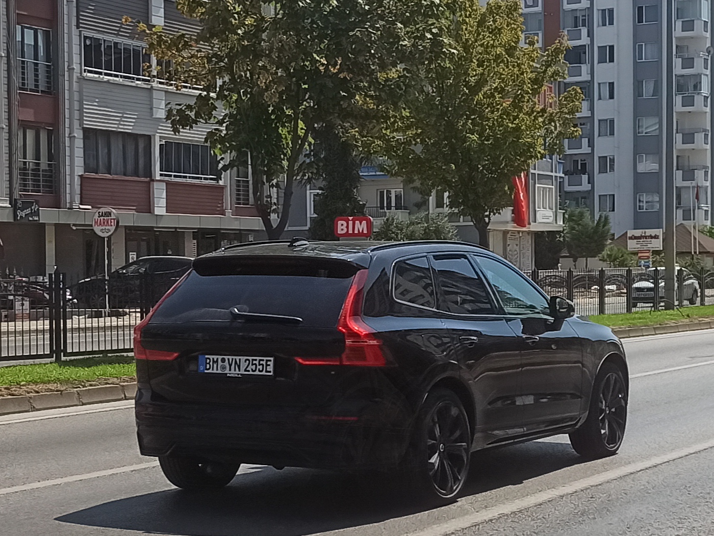 BM YM 255 E, Volvo XC60 2nd gen (246), 2017–2025