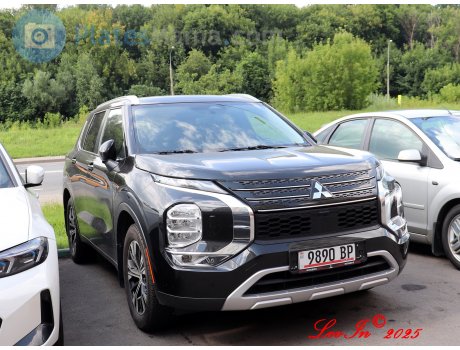 9890 BP, Mitsubishi Outlander