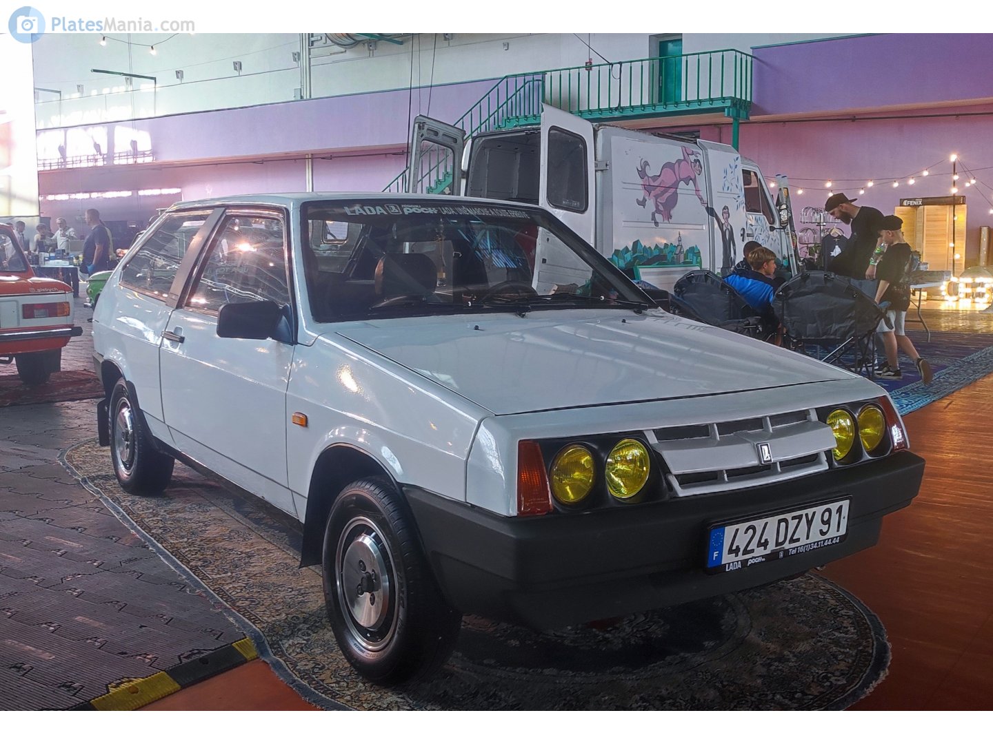 424 DZY 91, License plate without vehicle 