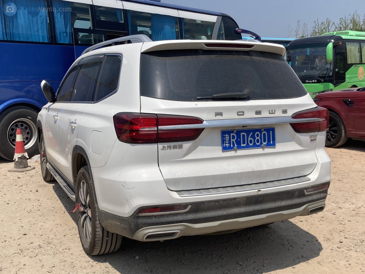 津R·D6801, Roewe RX8 