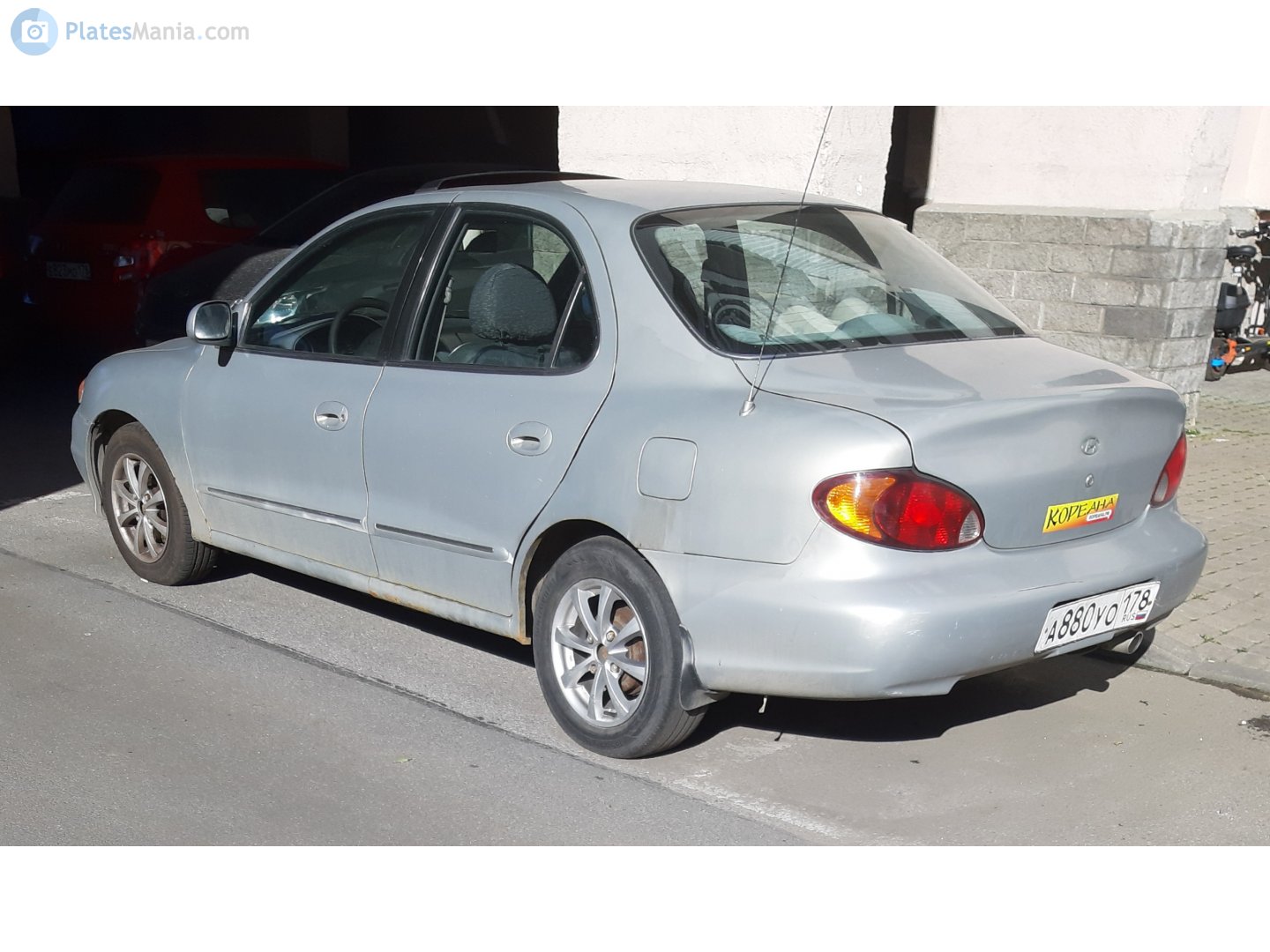 а 880 уо 178, Hyundai Elantra 2nd gen Sedan (J3), facelift, 1998–2000
