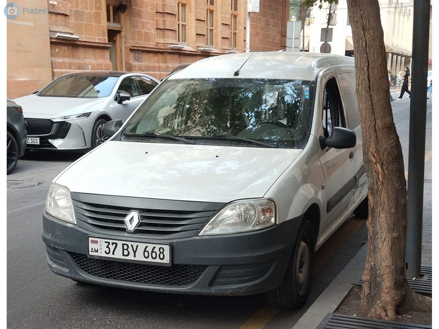 37 BY 668, Renault Logan 1st gen Van (F90), 2009–2012