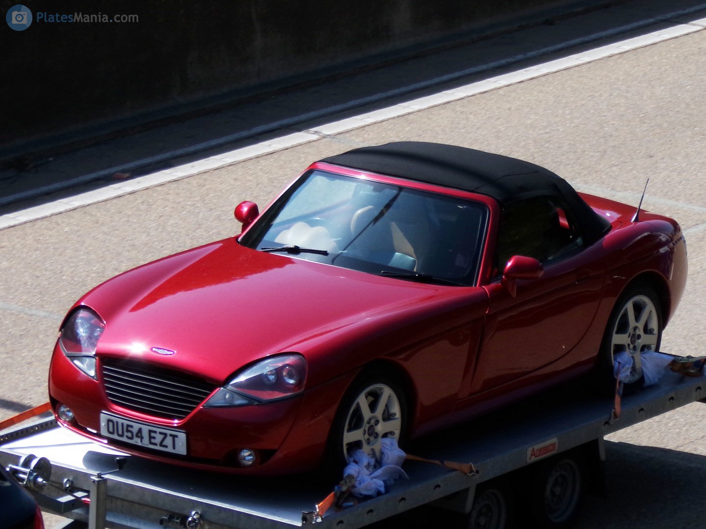 OU54EZT, Jensen S-V8 