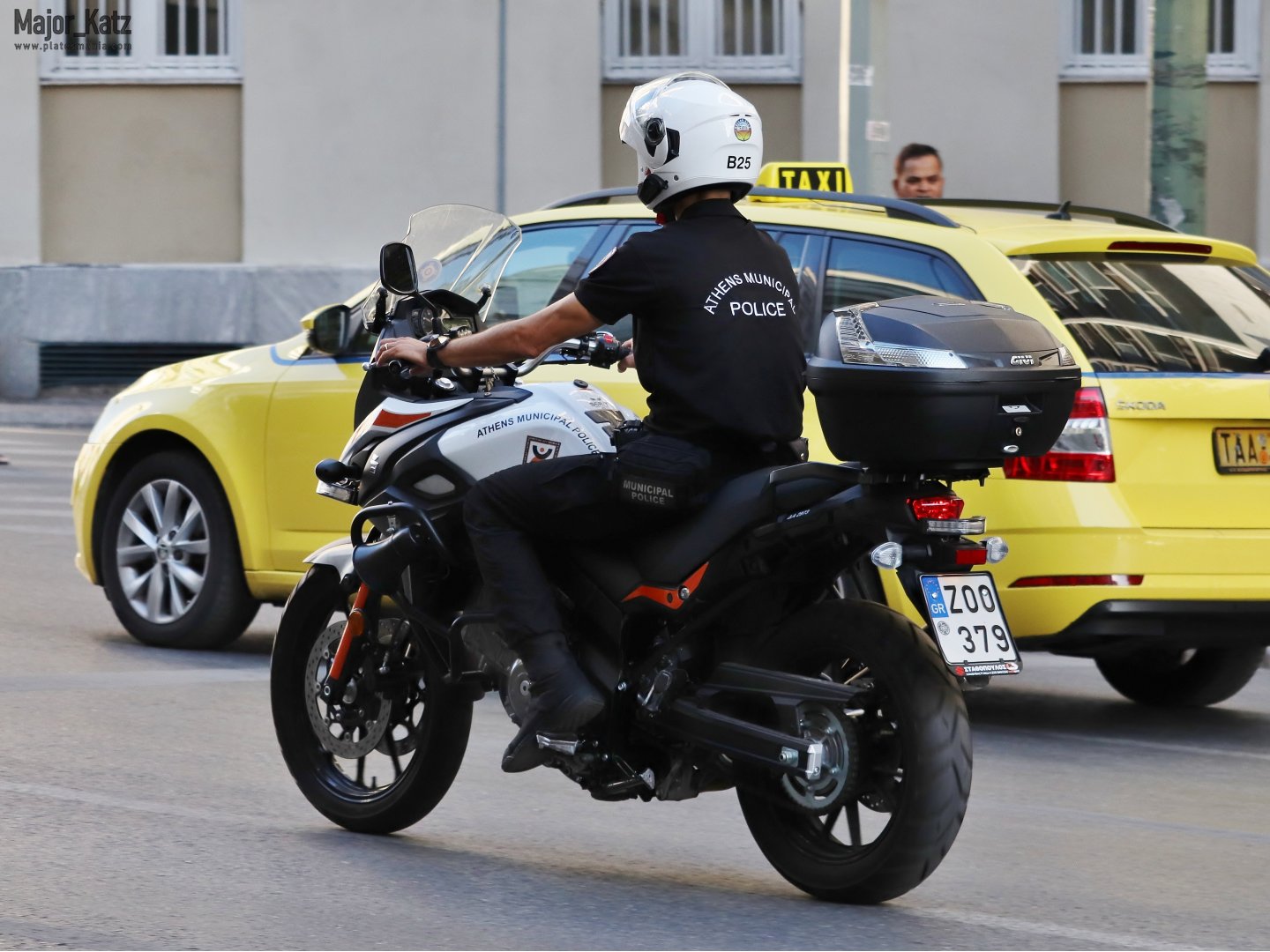 ZOO-379, Suzuki V-Strom 3rd gen DL650, 2017–