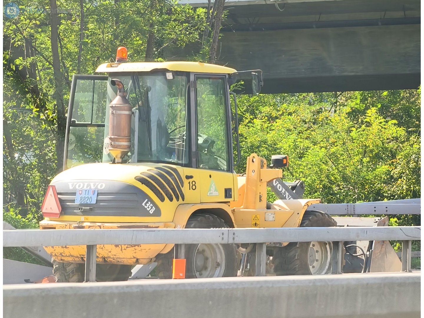 TI 8820, Volvo L Series Loader 