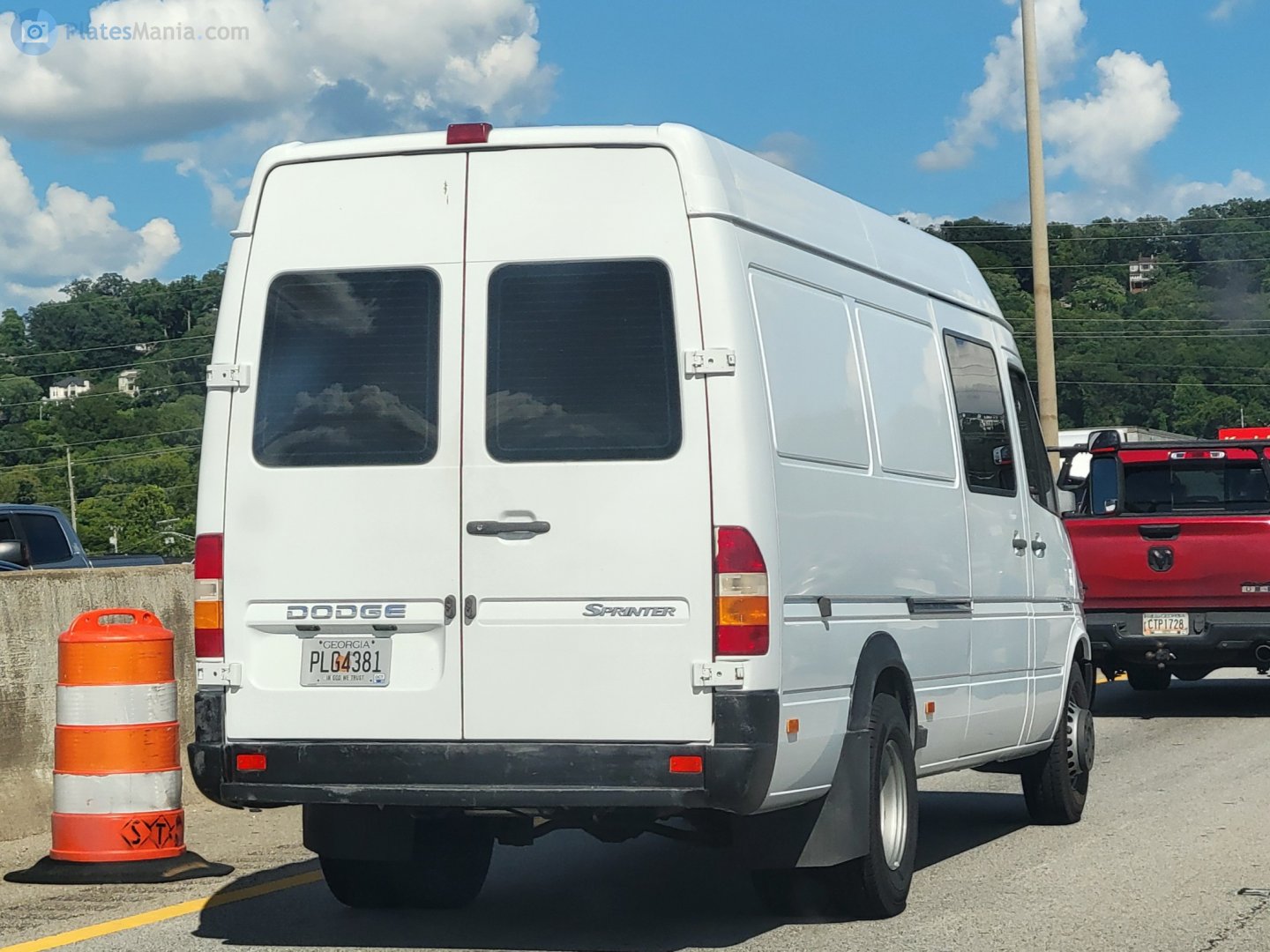 PLG4381, Dodge Sprinter 1st gen Van, 2002–2006