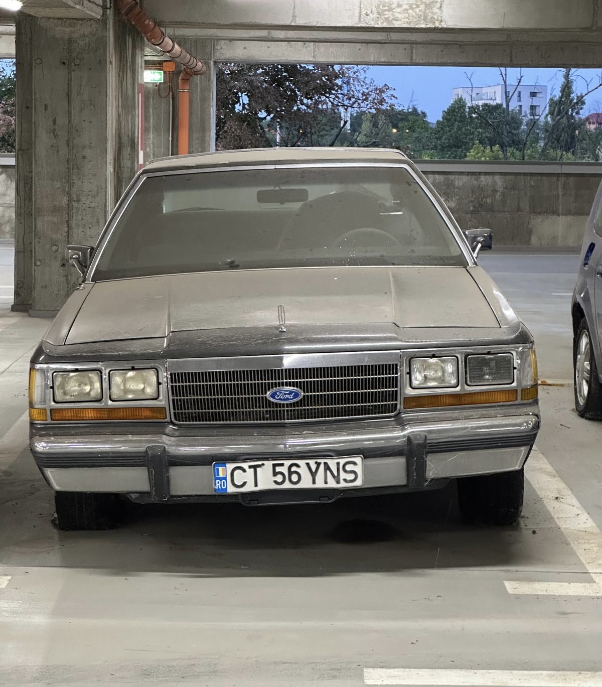 CT 56 YNS, Ford Crown Victoria LTD 4-door Sedan (54K), 1979–1991