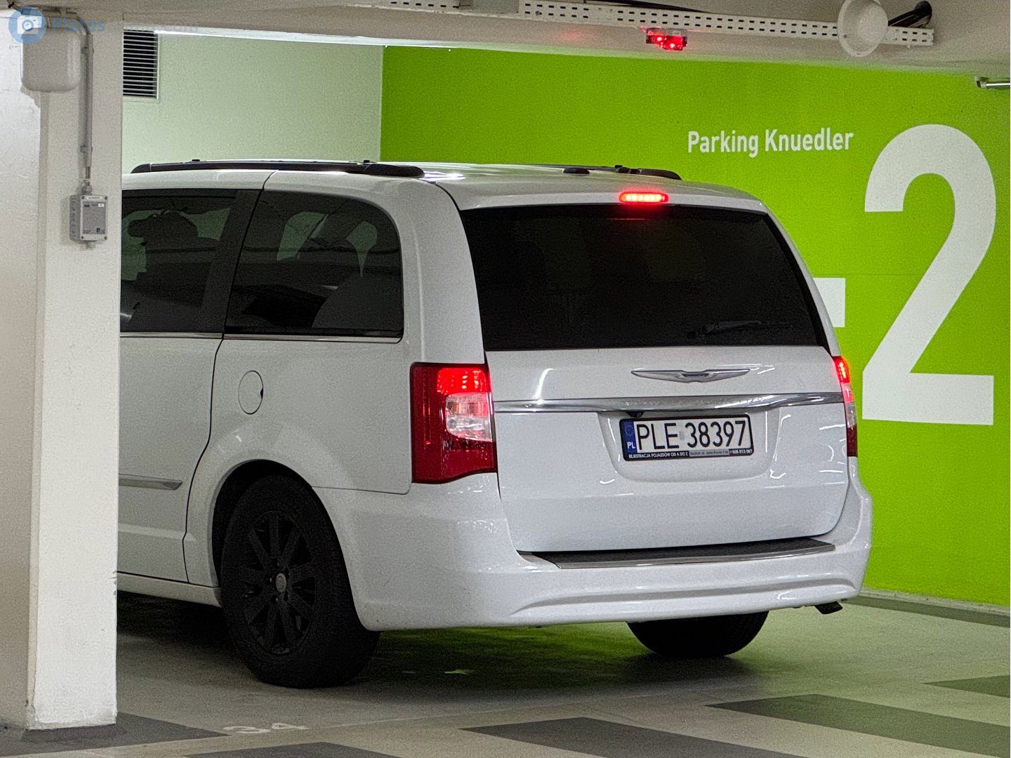 PLE 38397, Chrysler Town&Country 5th gen Minivan (RT), facelift, 2010–2016