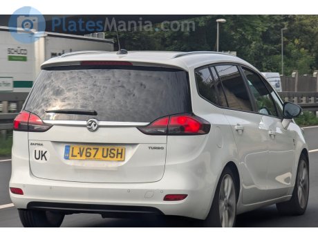 LV67 USH, Vauxhall Zafira