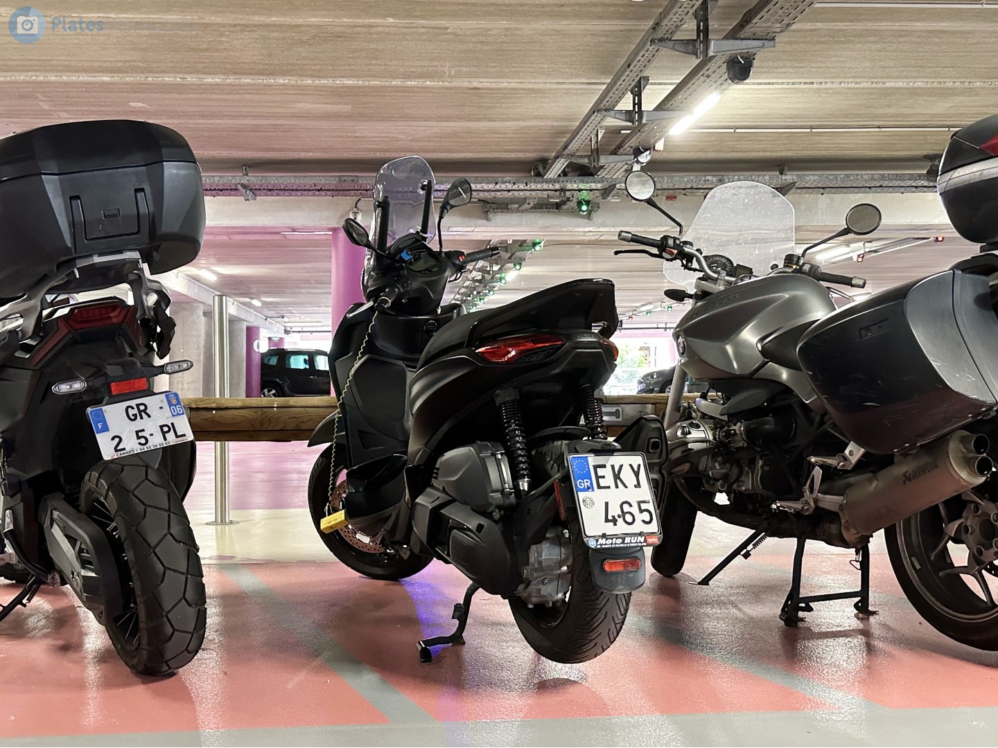 EKY-465, Piaggio Beverly 3rd gen, 2020–