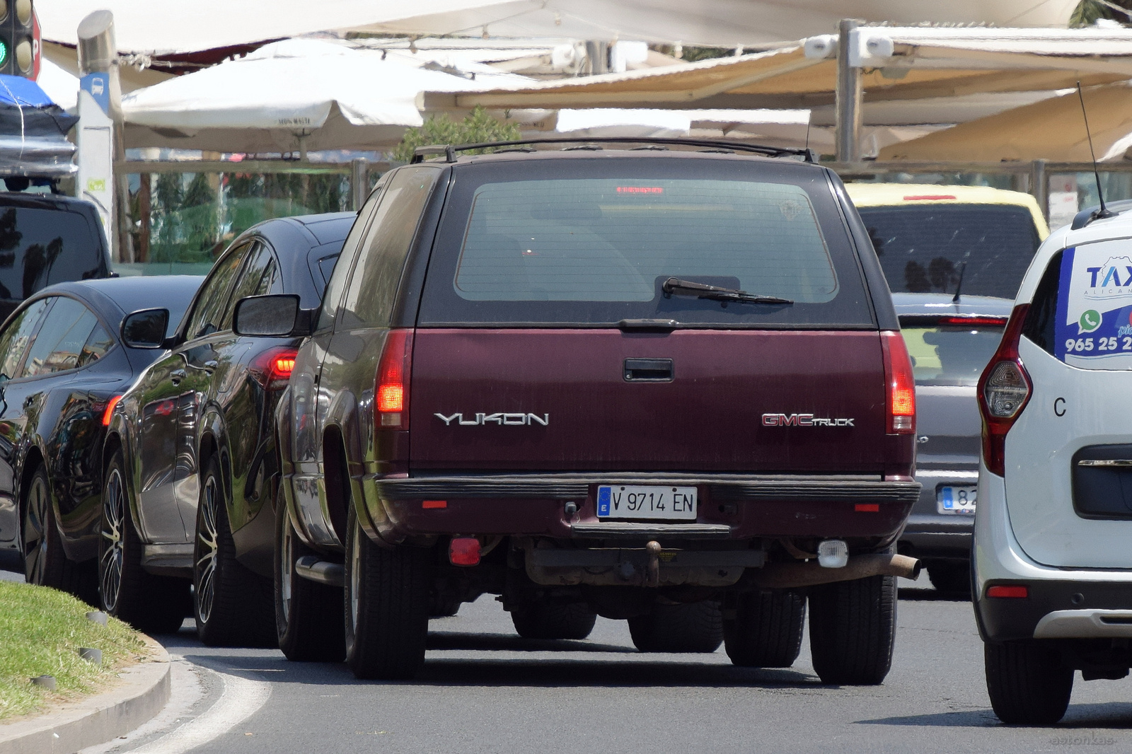 V 9714 EN, GMC Yukon 1st gen (GMT430), 1991­–2000