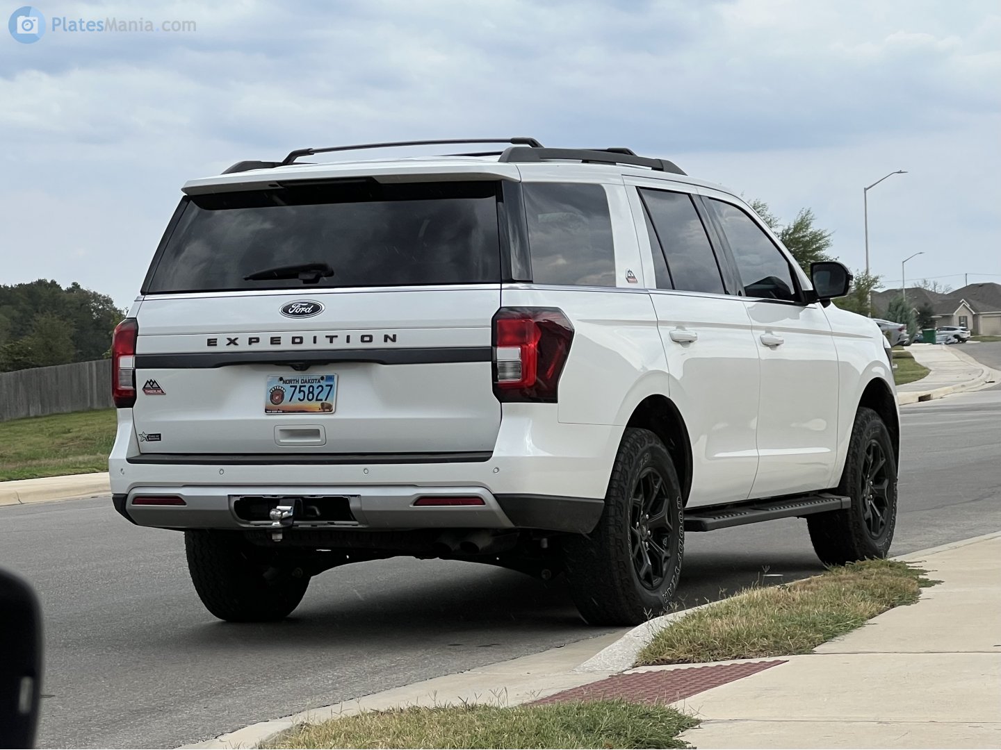 75827, Ford Expedition 4th gen (U553), facelift, 2022–