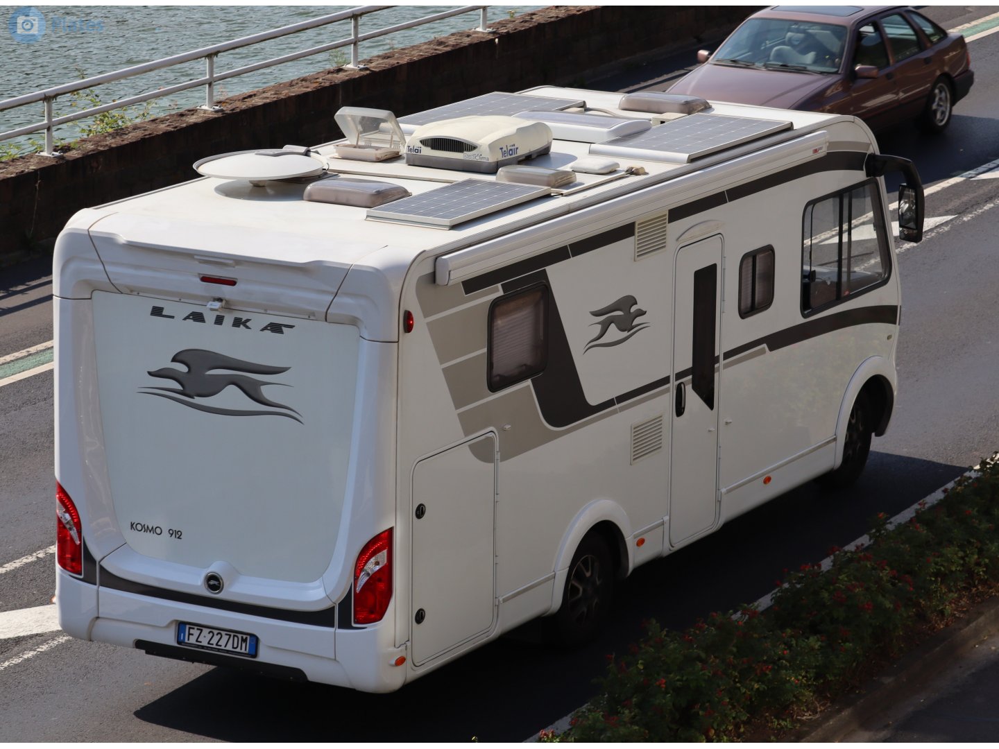 FZ 227 DM, Laika Kosmo 