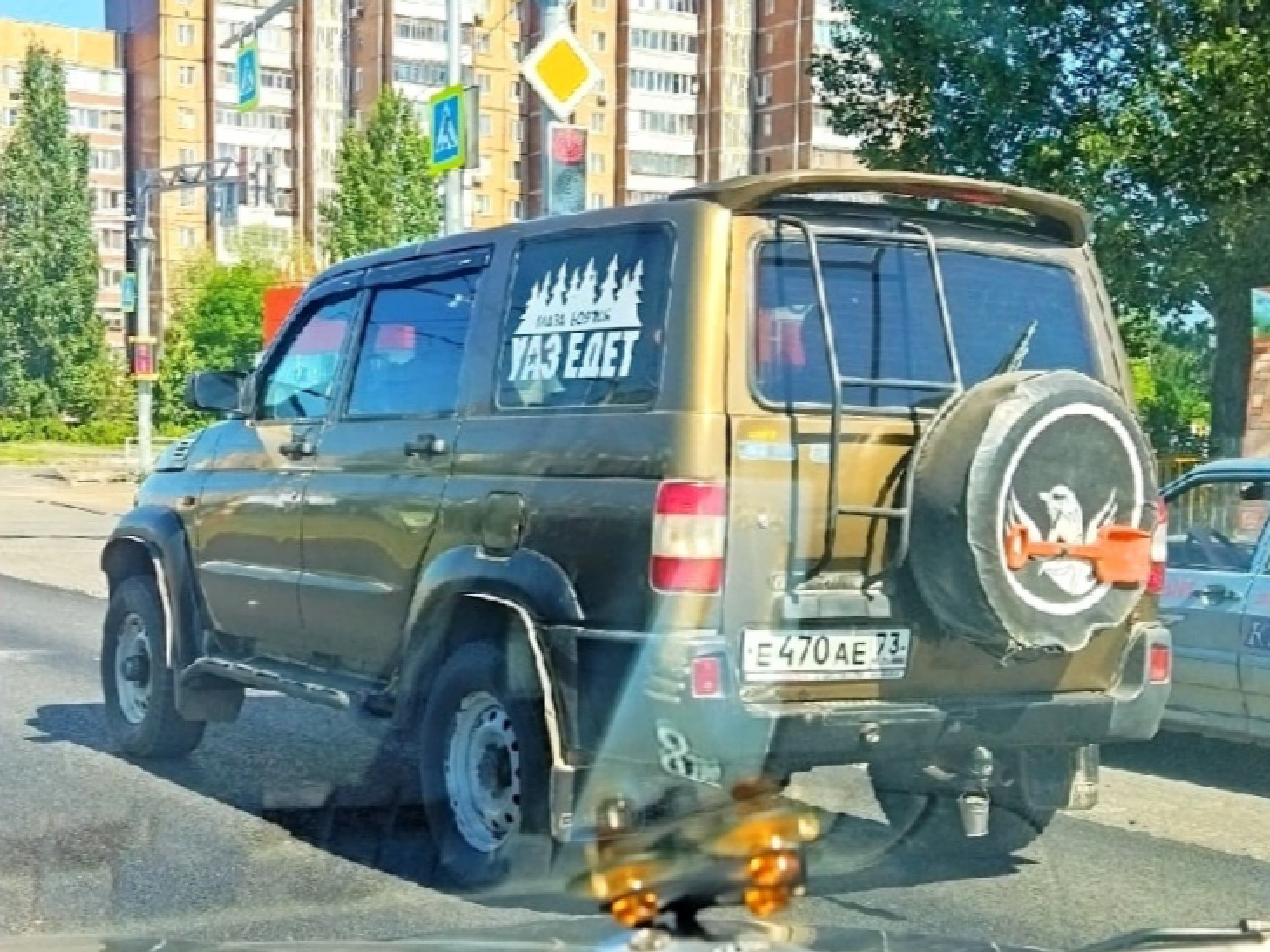 е 470 ае 73, UAZ 3162 Симбир 2000–2005