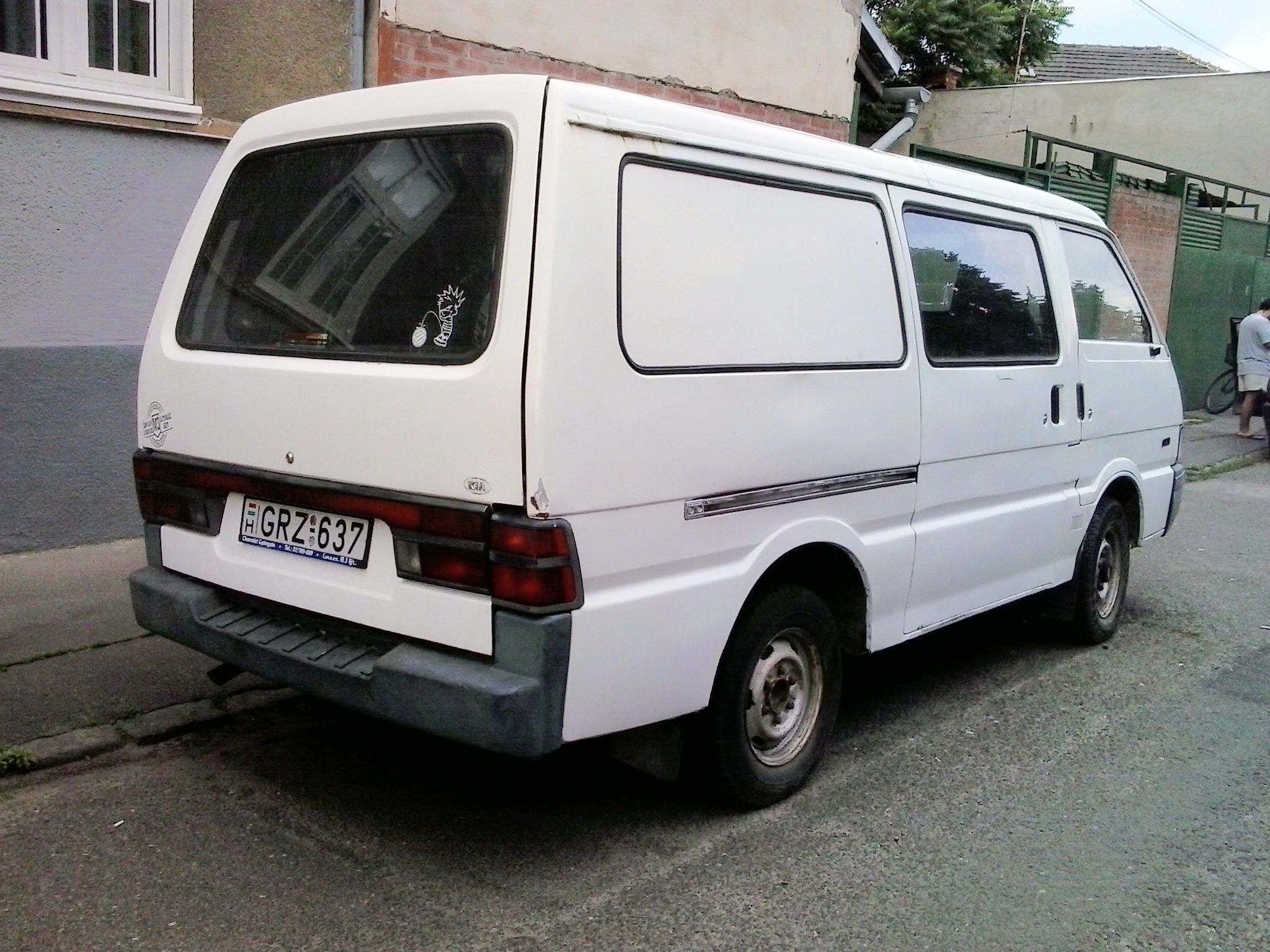 GRZ-637, Kia Besta 1st gen (J2), 1990–1997