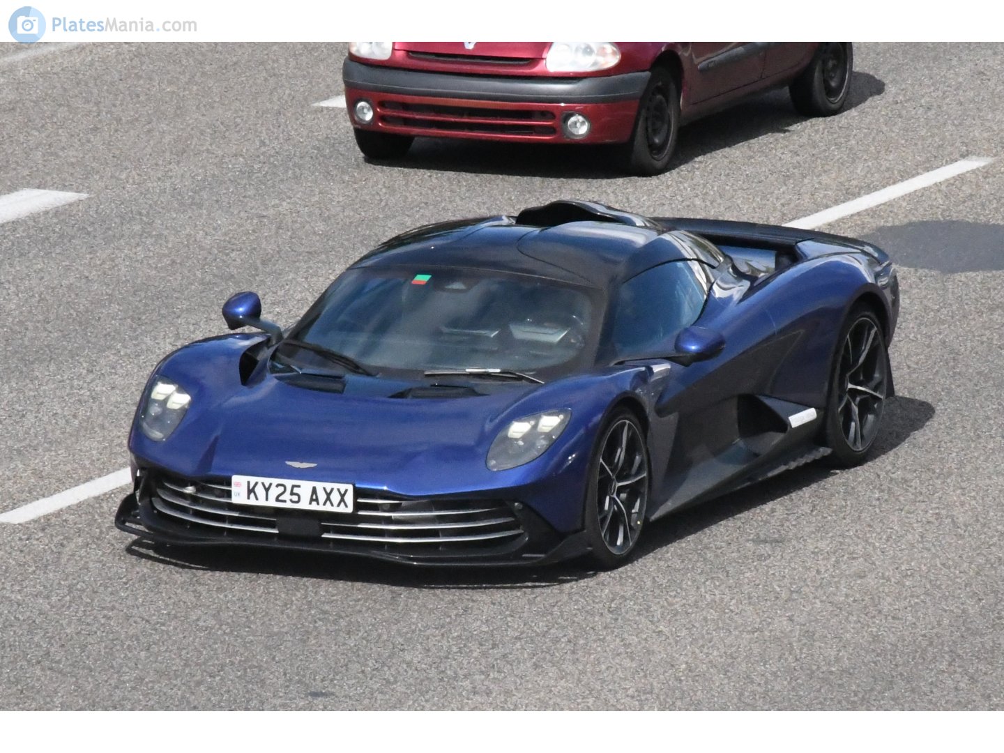 KY25AXX, Aston Martin Valhalla 1st gen Coupé (AM-RB 003), 2025–