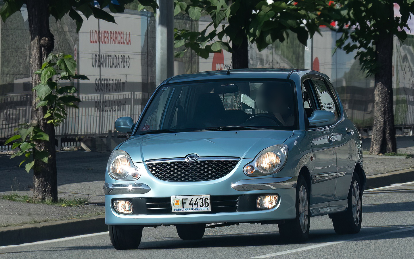 F 4436, Daihatsu Sirion 1st gen (M101), facelift, 2001–2004