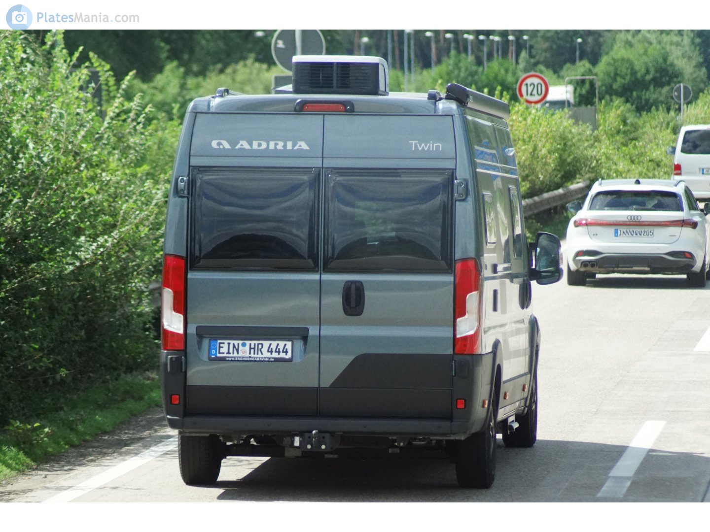 EIN HR 444, Adria Twin 