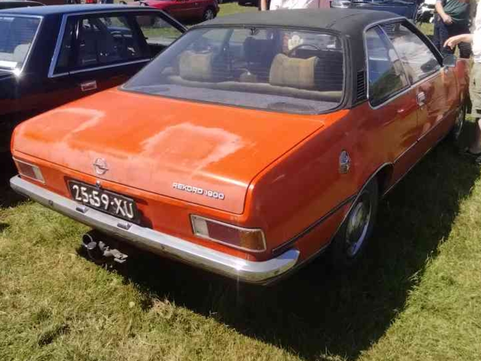 25-59-XU, Opel Rekord 4th gen Coupé (D), 1972–1977
