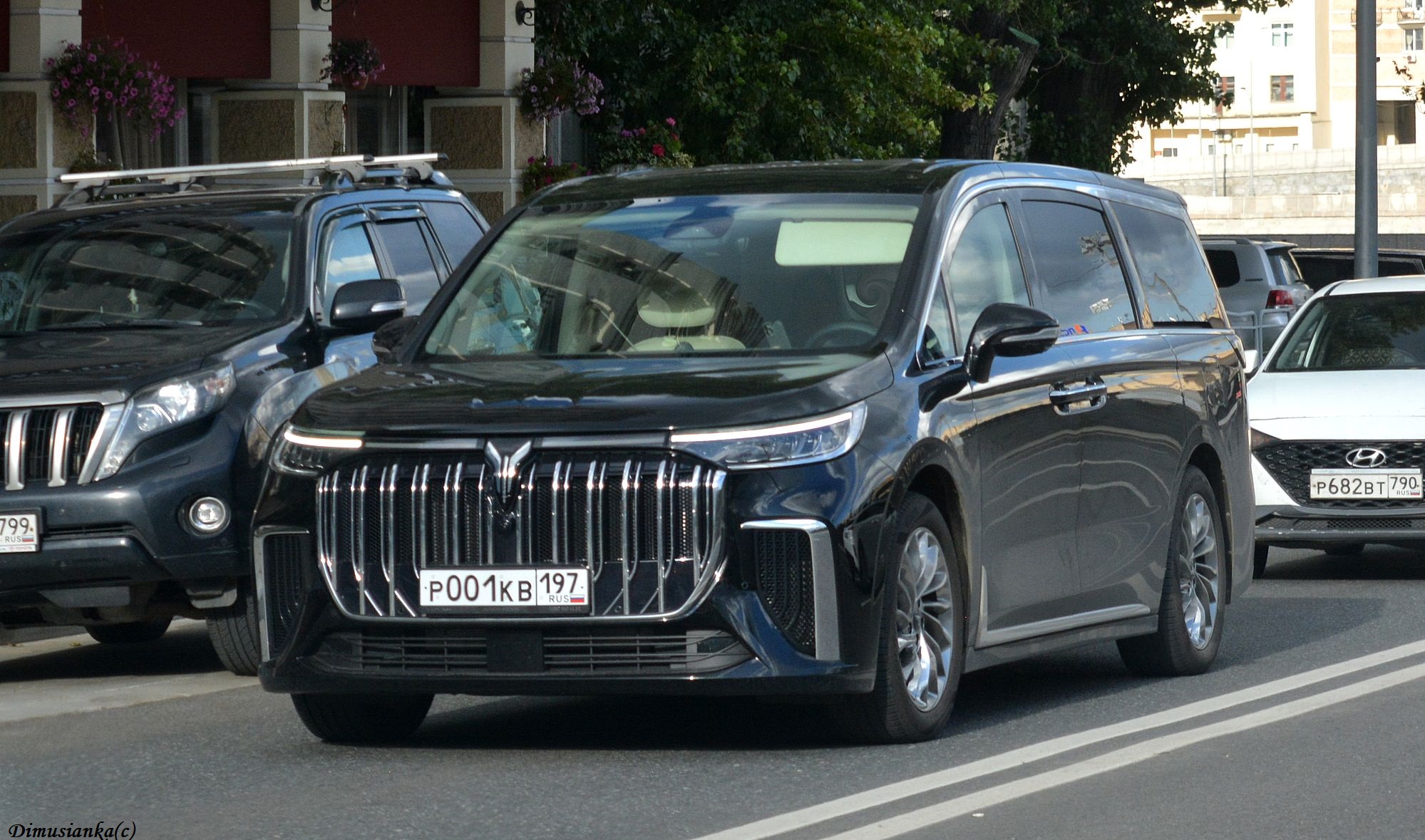 р 001 кв 197, Voyah (Lantu) Dreamer (Dream/Mengxiangjia) 1st gen (ESSA), 2022–