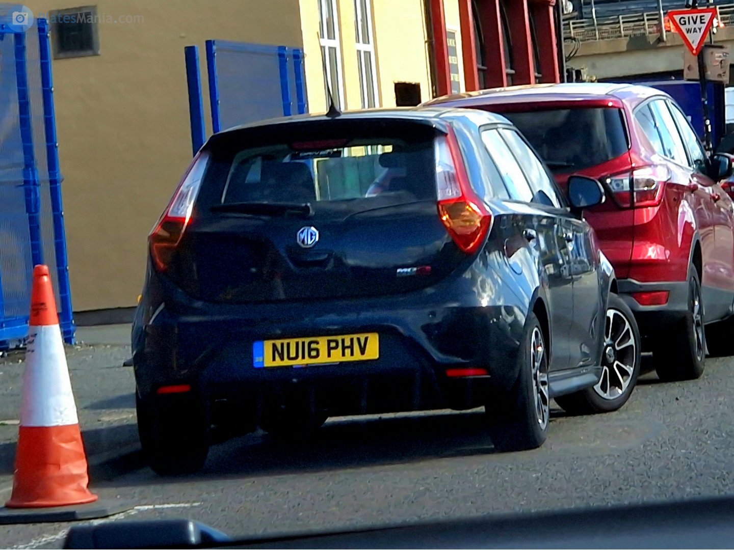 NU16PHV, MG 3 2nd gen (ZP11), 1st facelift, 2013–2018