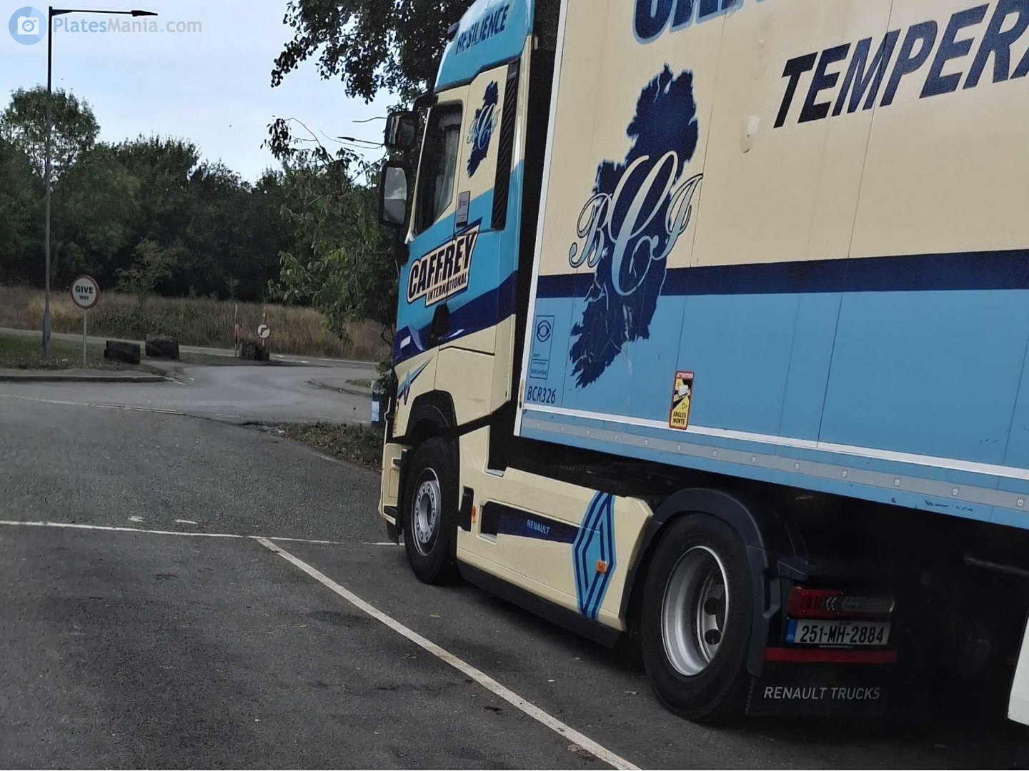 251-MH-2884, Renault Trucks T 1st gen, facelift, 2021­–