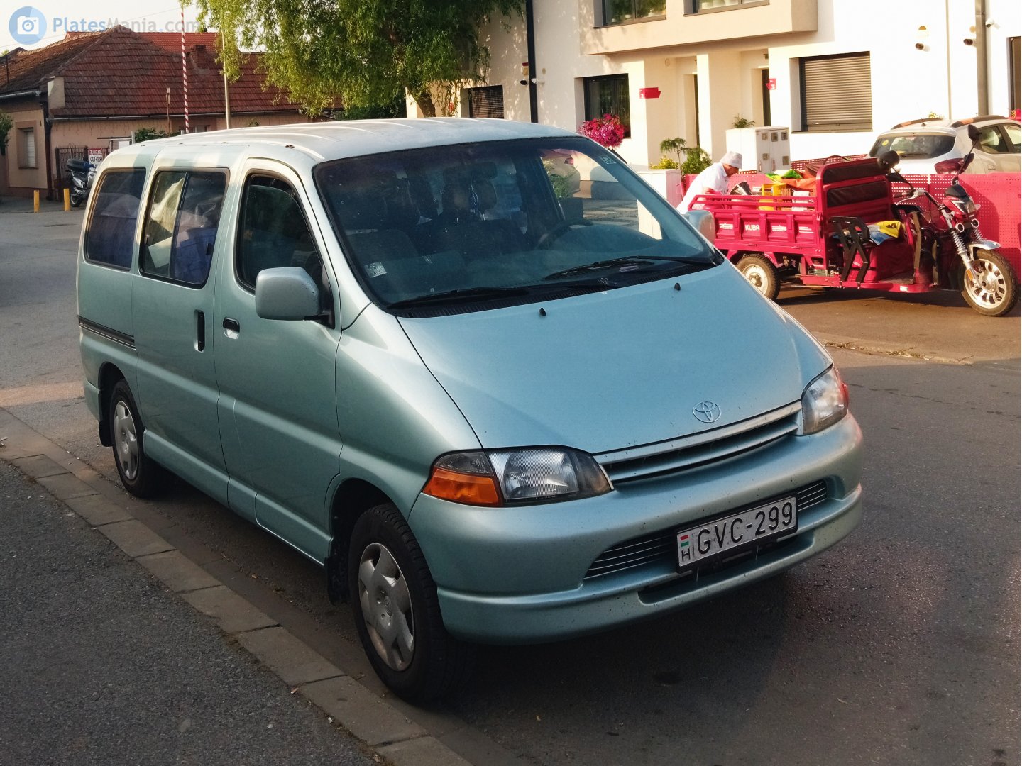 GVC-299, Toyota HiAce (SBV/Solemio) (XH10/XH20), 1995–2006