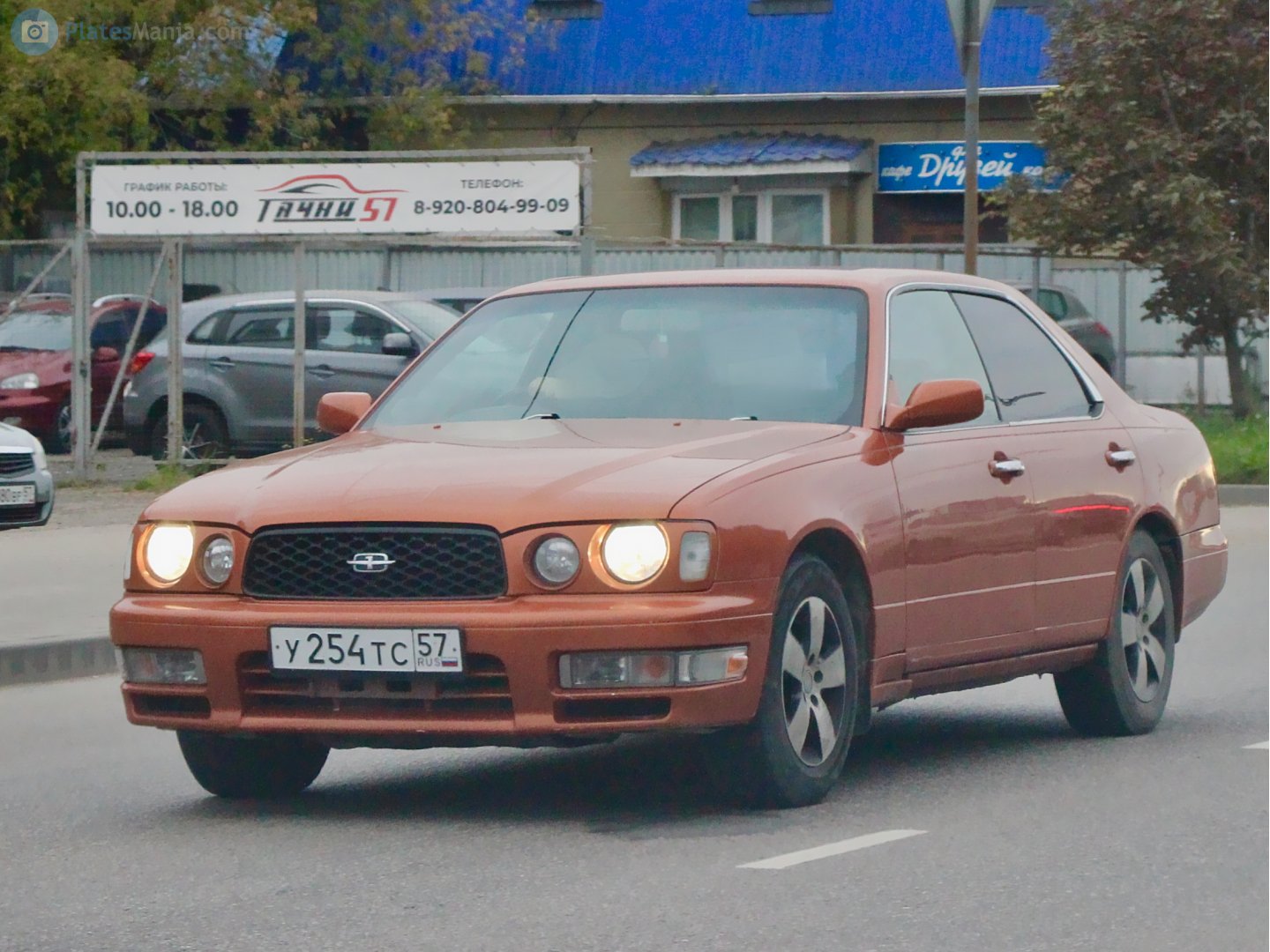 у 254 тс 57, Nissan Gloria 10th gen (Y33), 1995–1999